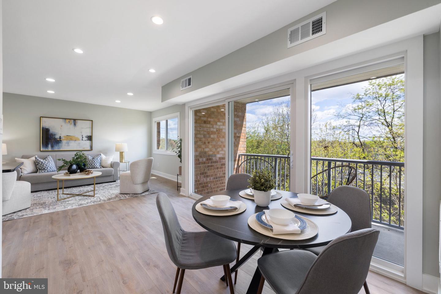 8000 LE HAVRE PL #16, FALLS CHURCH, Virginia 22042, 1 Bedroom Bedrooms, ,1 BathroomBathrooms,Residential,For sale,8000 LE HAVRE PL #16,VAFX2235070 MLS # VAFX2235070