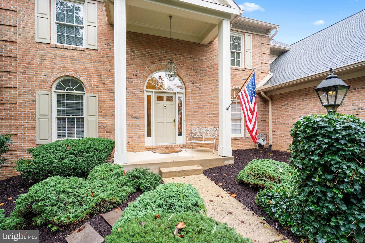 4427 BROOKSIDE DR, ALEXANDRIA, Virginia 22312, 5 Bedrooms Bedrooms, ,3 BathroomsBathrooms,Residential,For sale,4427 BROOKSIDE DR,VAFX2235446 MLS # VAFX2235446