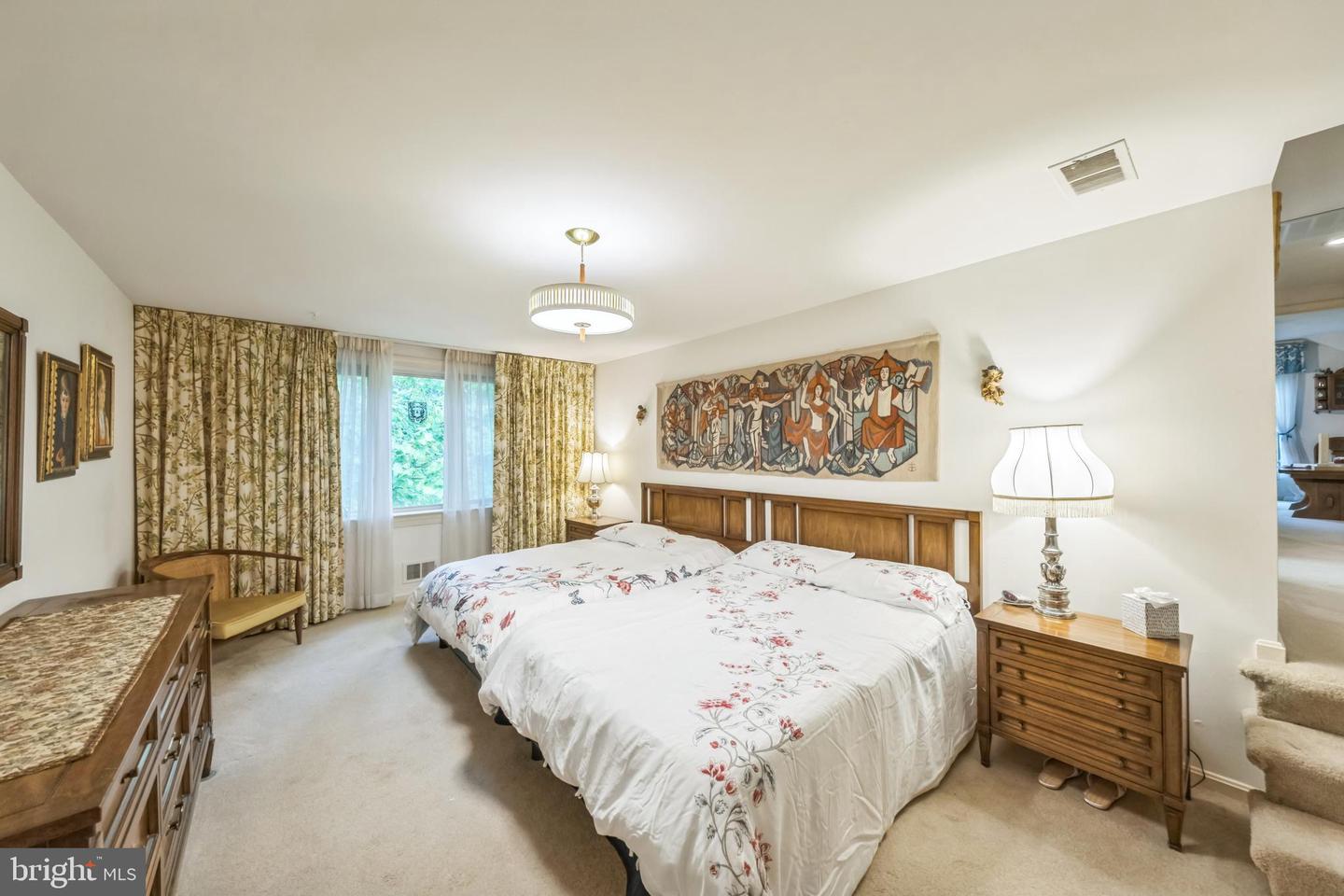 3806 BENT BRANCH RD, FALLS CHURCH, Virginia 22041, 4 Bedrooms Bedrooms, ,2 BathroomsBathrooms,Residential,For sale,3806 BENT BRANCH RD,VAFX2236088 MLS # VAFX2236088