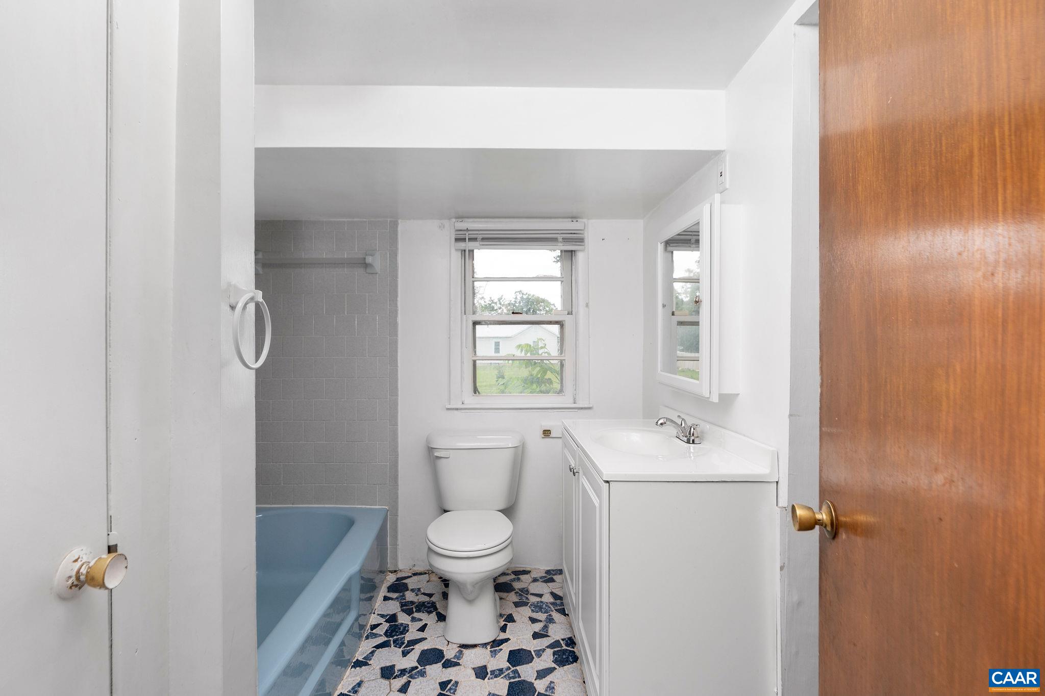1795 NEW HOPE AND CRIMORA RD, CRIMORA, Virginia 24431, 4 Bedrooms Bedrooms, ,1 BathroomBathrooms,Residential,1795 NEW HOPE AND CRIMORA RD,665904 MLS # 665904