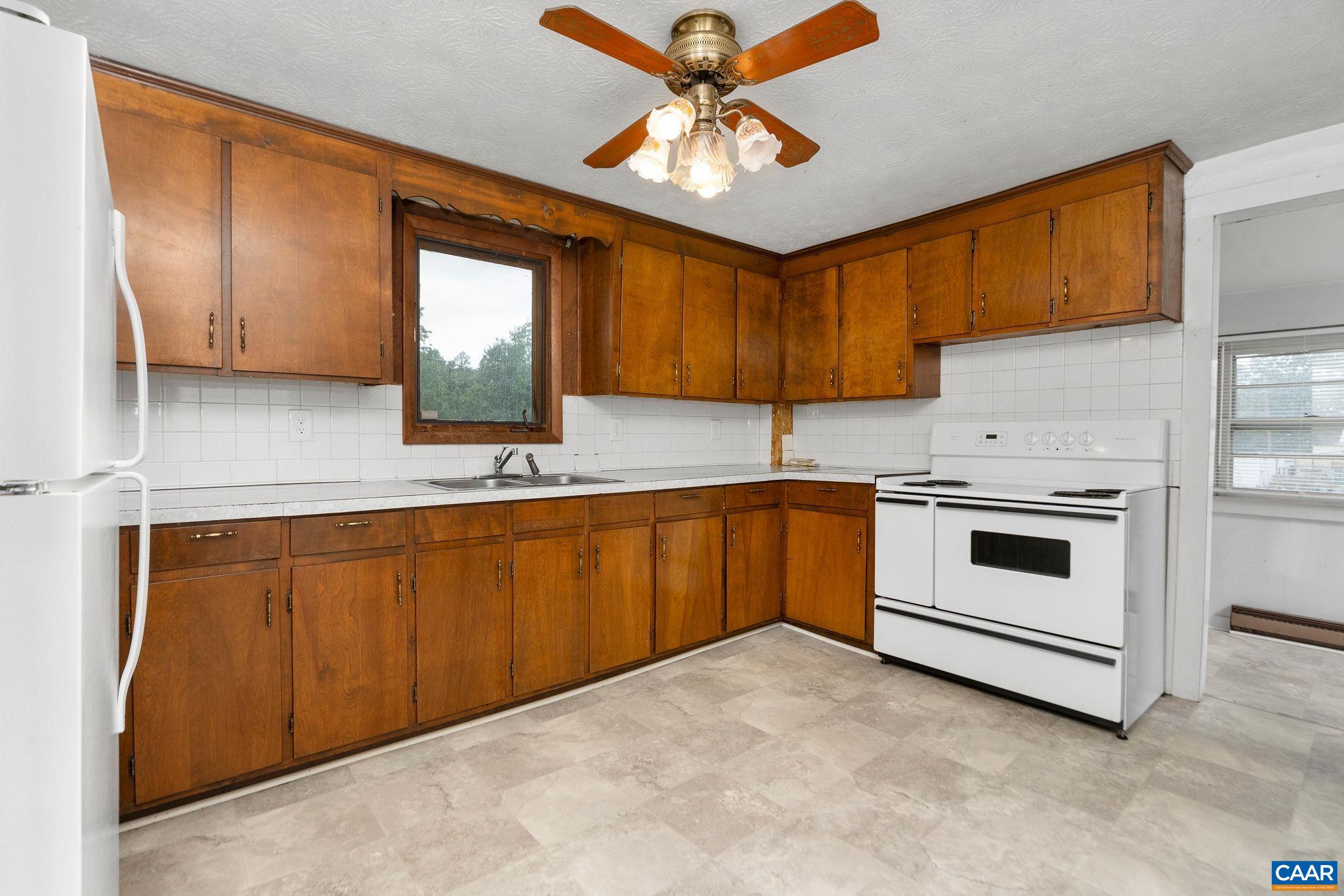 1795 NEW HOPE AND CRIMORA RD, CRIMORA, Virginia 24431, 4 Bedrooms Bedrooms, ,1 BathroomBathrooms,Residential,1795 NEW HOPE AND CRIMORA RD,665904 MLS # 665904