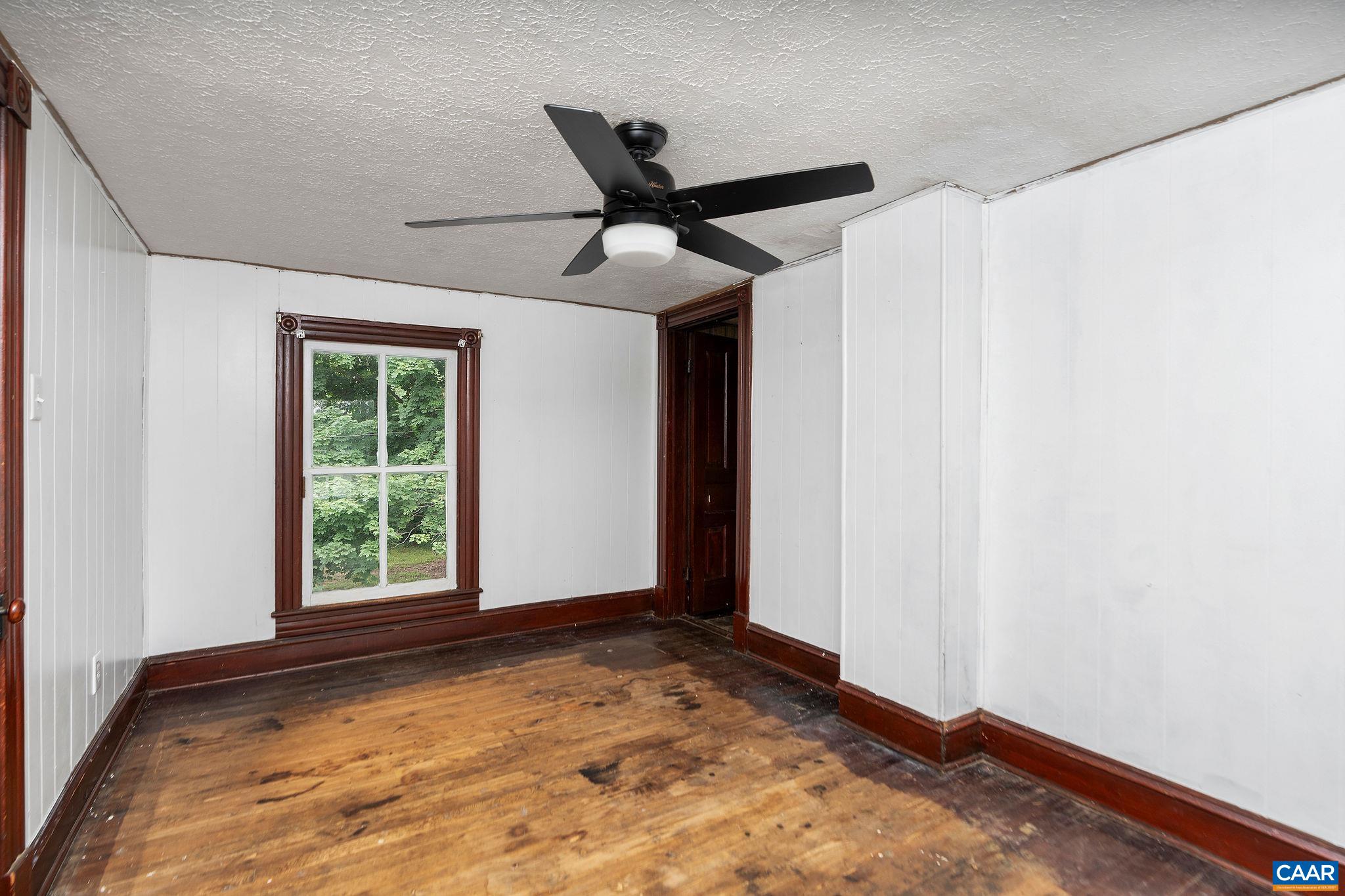 1795 NEW HOPE AND CRIMORA RD, CRIMORA, Virginia 24431, 4 Bedrooms Bedrooms, ,1 BathroomBathrooms,Residential,1795 NEW HOPE AND CRIMORA RD,665904 MLS # 665904