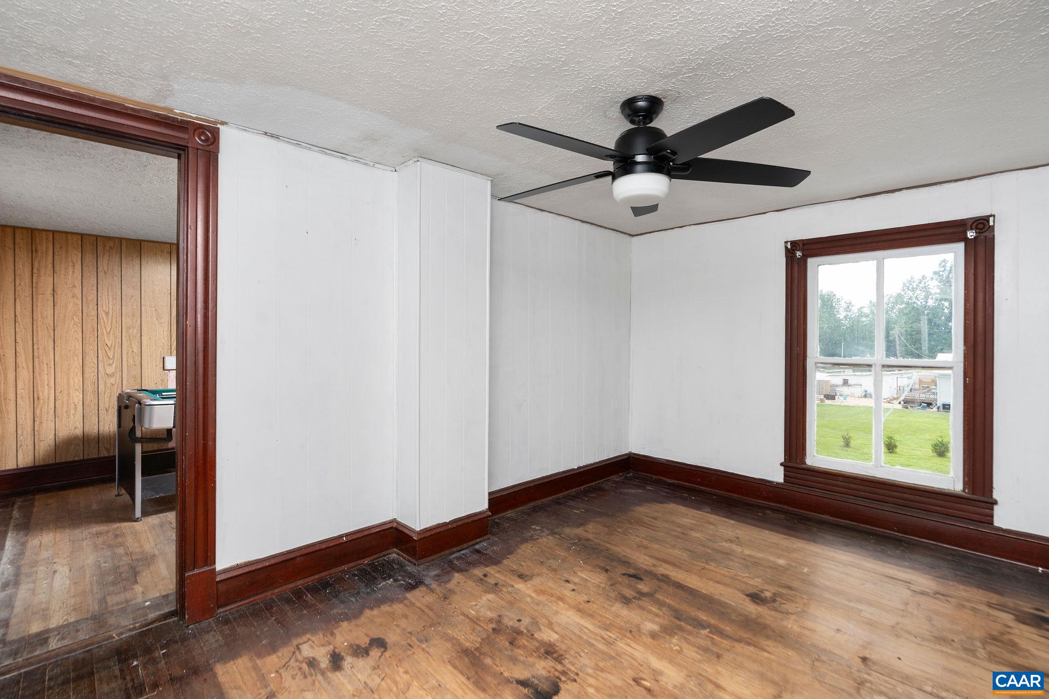 1795 NEW HOPE AND CRIMORA RD, CRIMORA, Virginia 24431, 4 Bedrooms Bedrooms, ,1 BathroomBathrooms,Residential,1795 NEW HOPE AND CRIMORA RD,665904 MLS # 665904