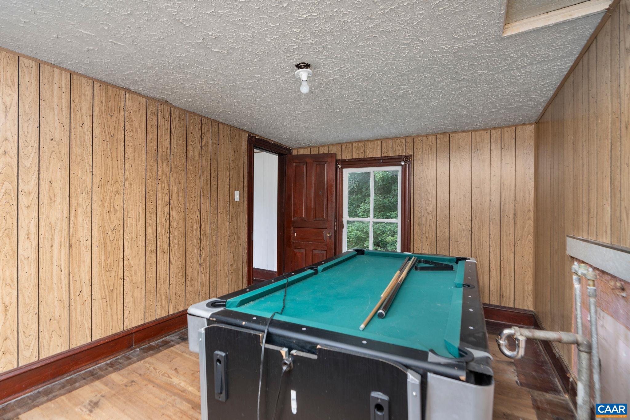 1795 NEW HOPE AND CRIMORA RD, CRIMORA, Virginia 24431, 4 Bedrooms Bedrooms, ,1 BathroomBathrooms,Residential,1795 NEW HOPE AND CRIMORA RD,665904 MLS # 665904