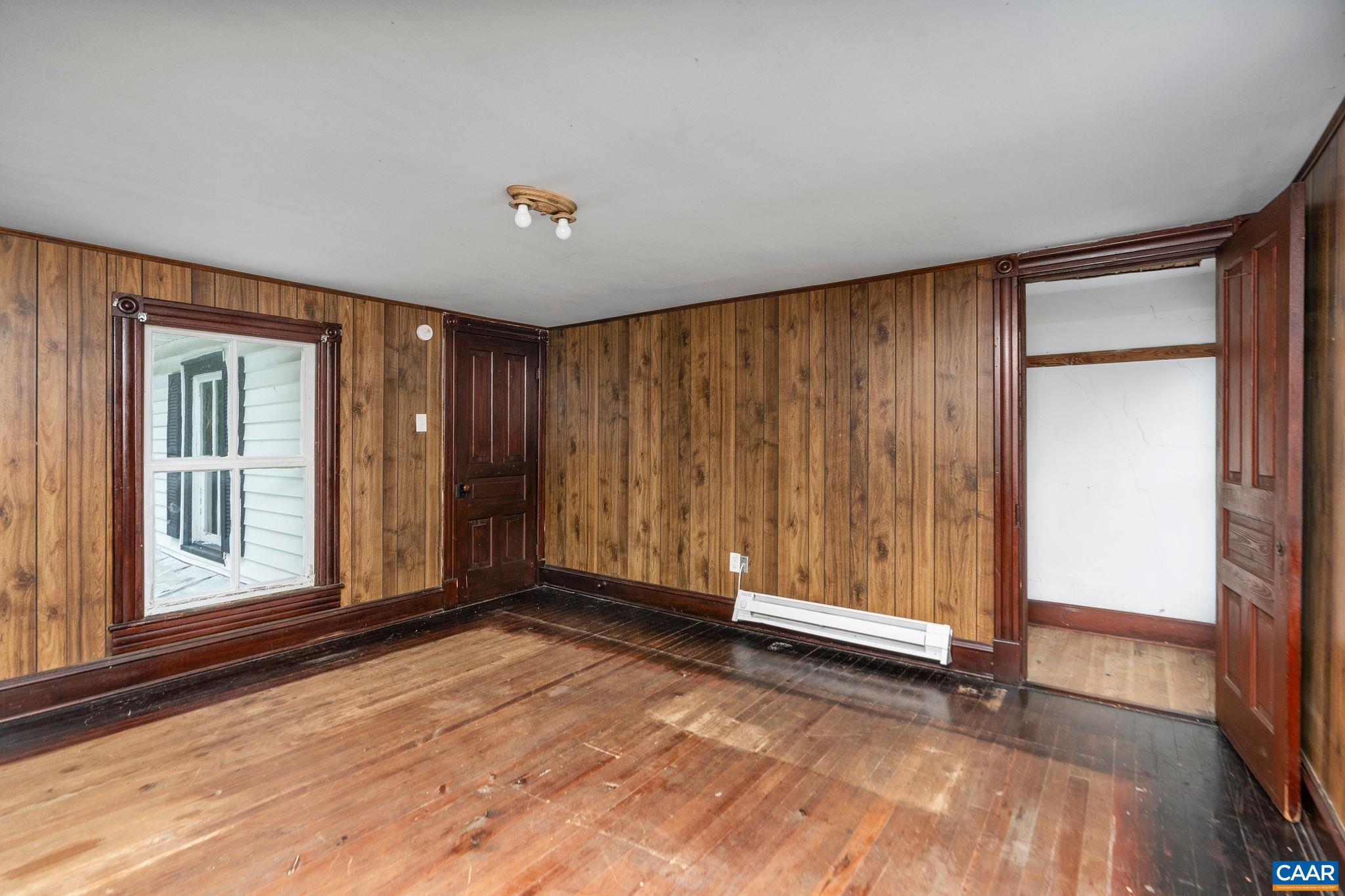 1795 NEW HOPE AND CRIMORA RD, CRIMORA, Virginia 24431, 4 Bedrooms Bedrooms, ,1 BathroomBathrooms,Residential,1795 NEW HOPE AND CRIMORA RD,665904 MLS # 665904