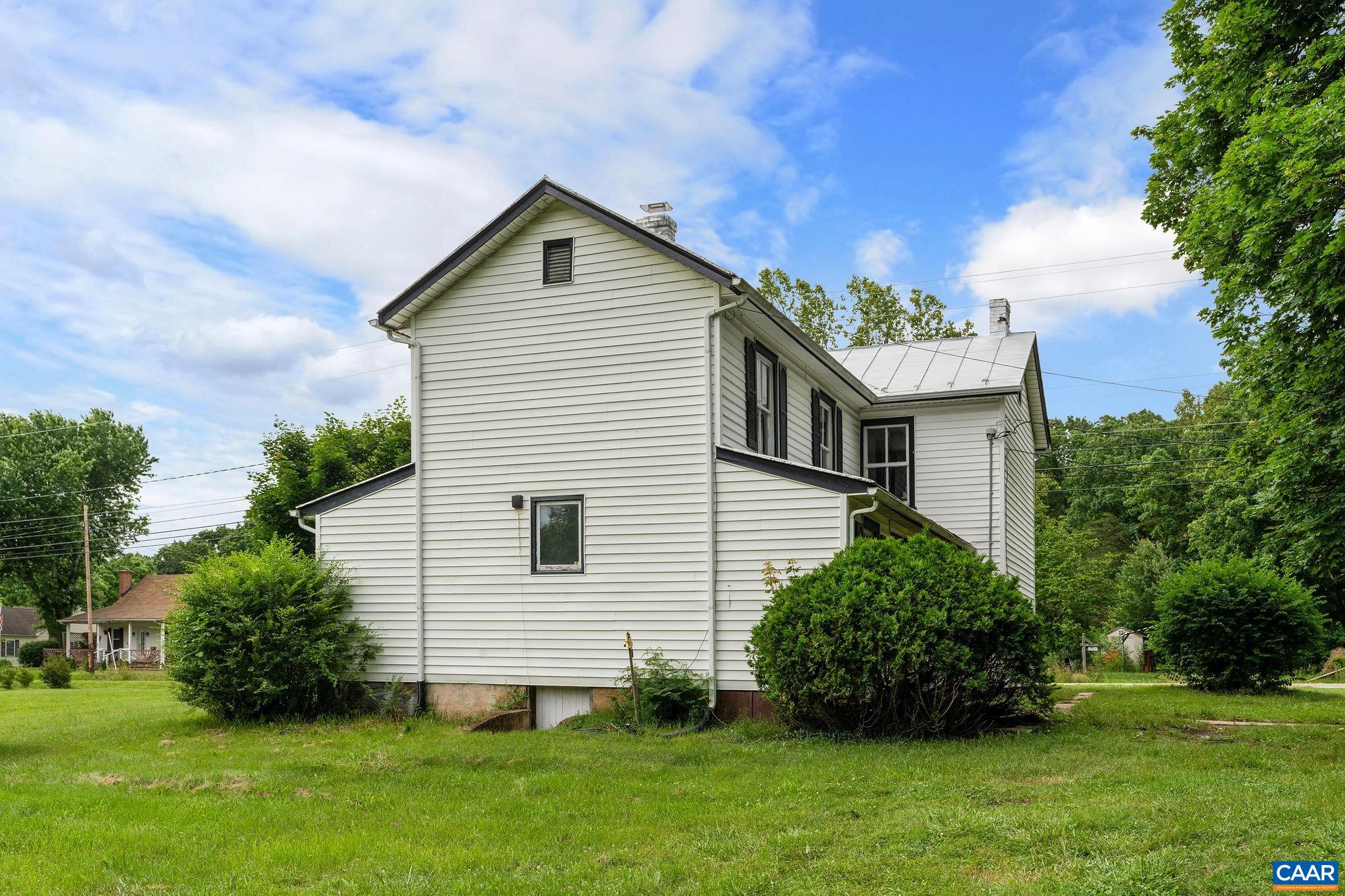 1795 NEW HOPE AND CRIMORA RD, CRIMORA, Virginia 24431, 4 Bedrooms Bedrooms, ,1 BathroomBathrooms,Residential,1795 NEW HOPE AND CRIMORA RD,665904 MLS # 665904