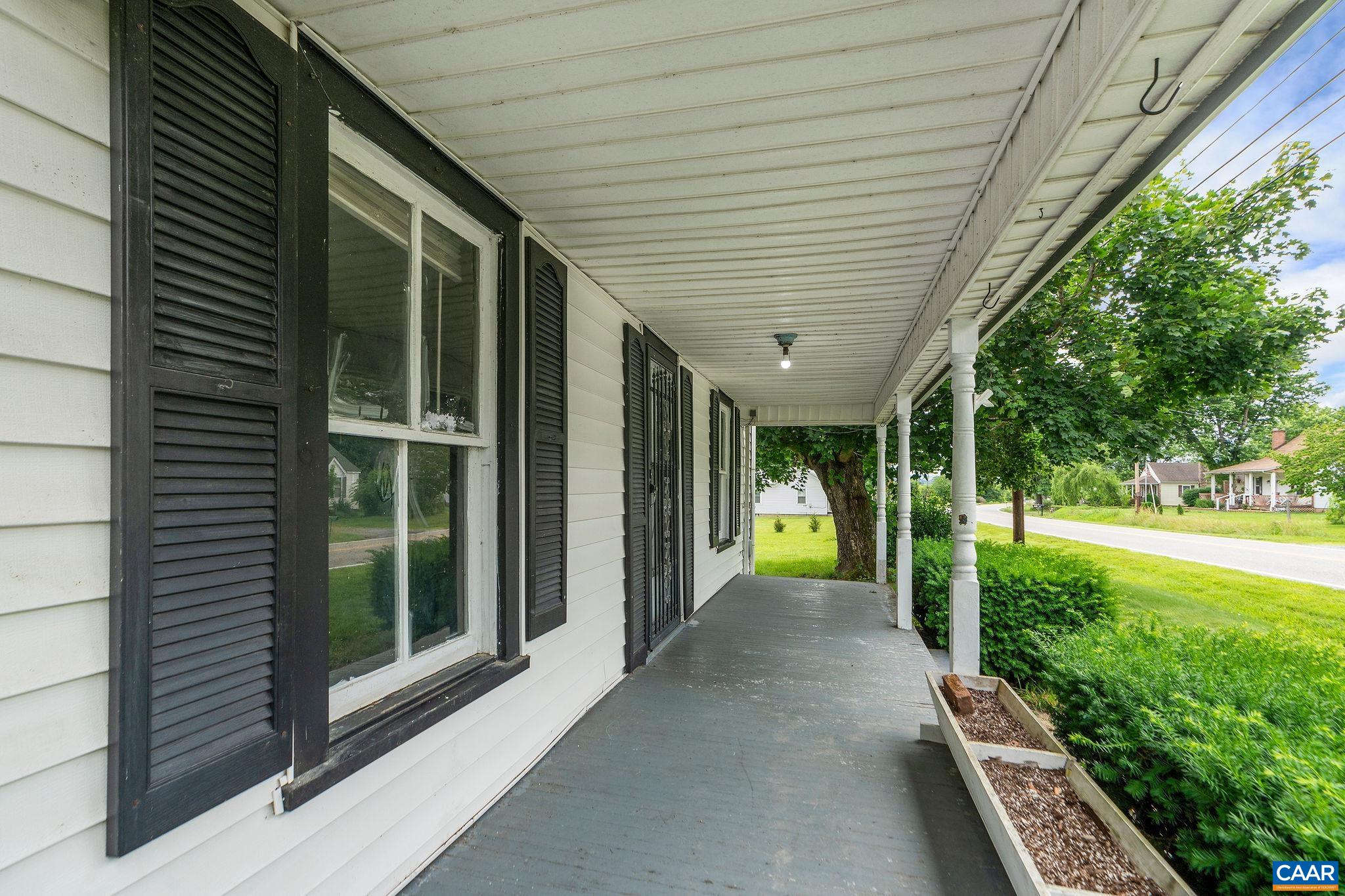 1795 NEW HOPE AND CRIMORA RD, CRIMORA, Virginia 24431, 4 Bedrooms Bedrooms, ,1 BathroomBathrooms,Residential,1795 NEW HOPE AND CRIMORA RD,665904 MLS # 665904