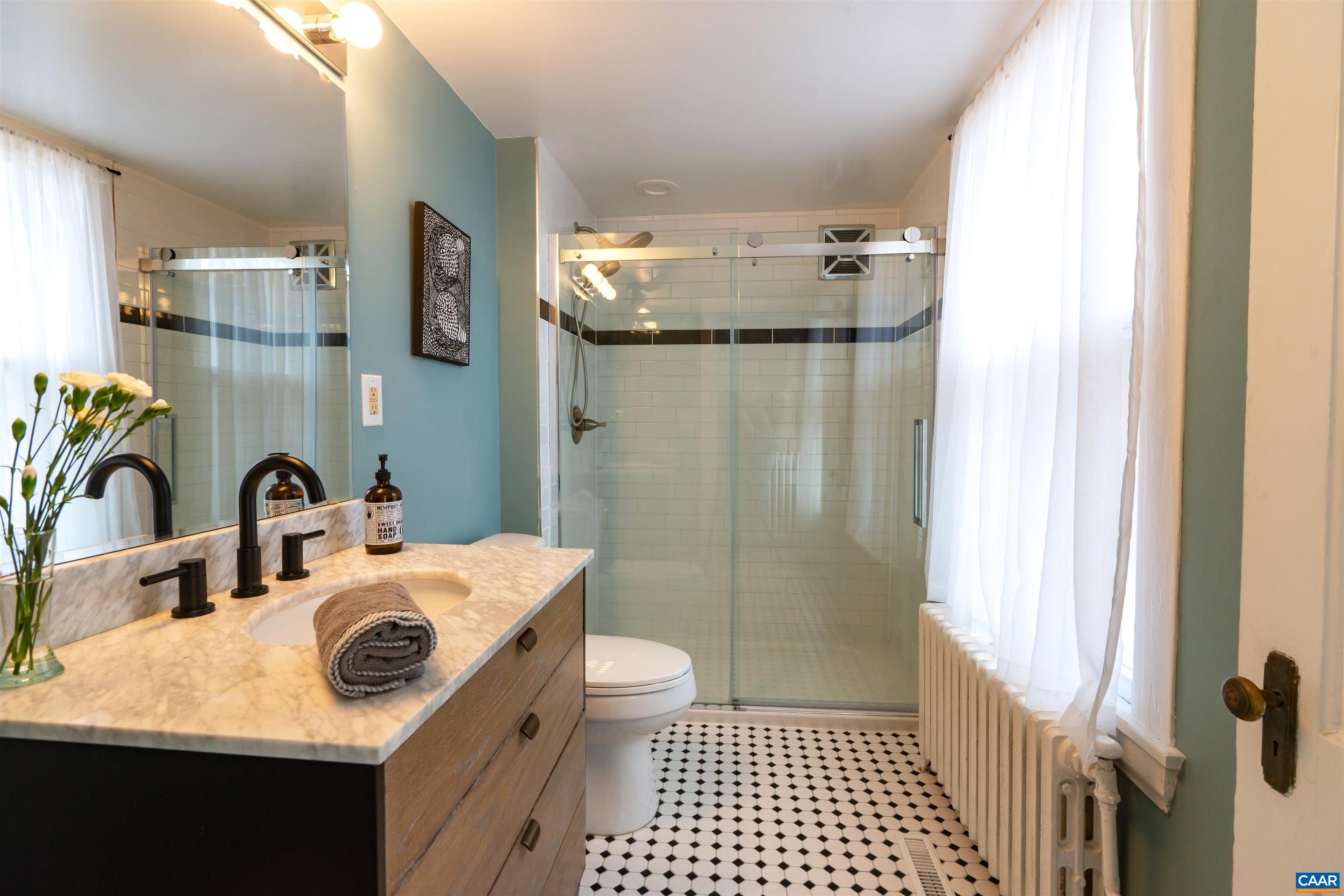 921 CHERRY AVE, CHARLOTTESVILLE, Virginia 22903, 5 Bedrooms Bedrooms, ,2 BathroomsBathrooms,Residential,921 CHERRY AVE,665939 MLS # 665939