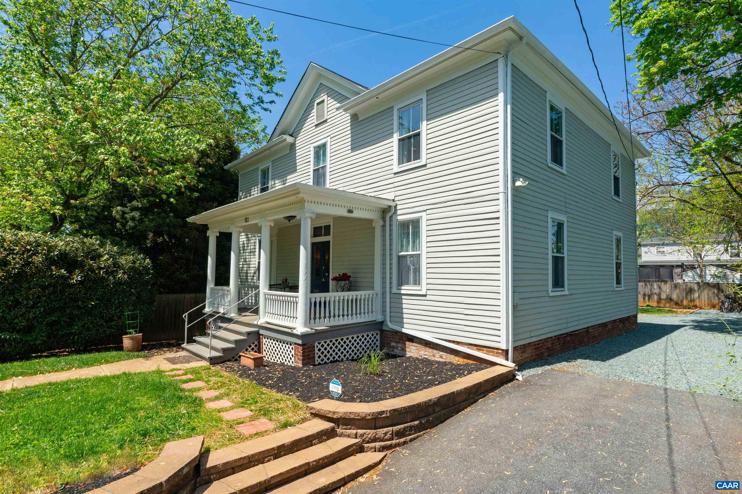 921 CHERRY AVE, CHARLOTTESVILLE, Virginia 22903, 5 Bedrooms Bedrooms, ,2 BathroomsBathrooms,Residential,921 CHERRY AVE,665939 MLS # 665939