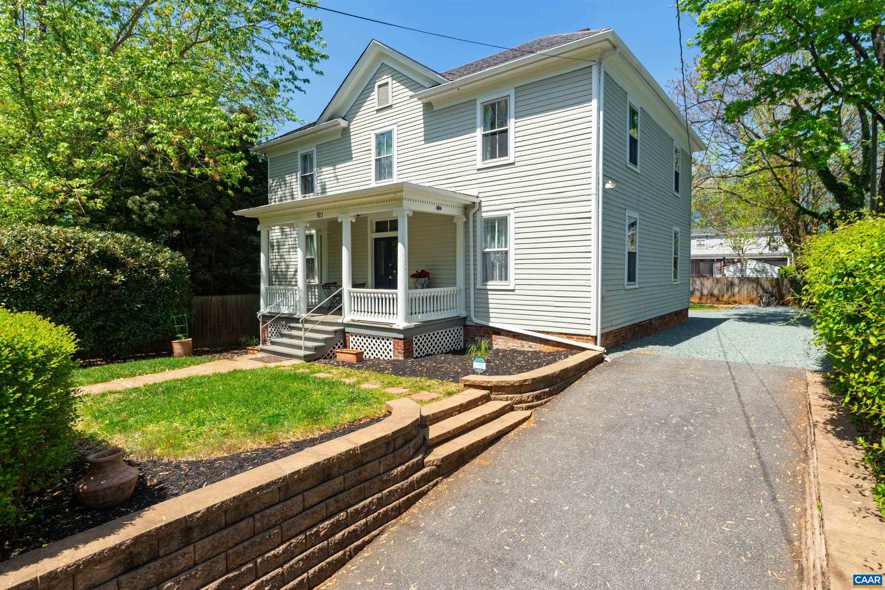 921 CHERRY AVE, CHARLOTTESVILLE, Virginia 22903, 5 Bedrooms Bedrooms, ,2 BathroomsBathrooms,Residential,921 CHERRY AVE,665939 MLS # 665939