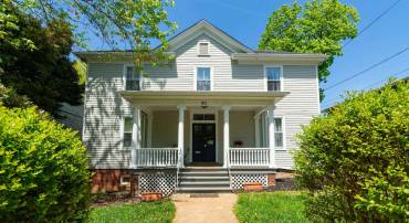 921 CHERRY AVE, CHARLOTTESVILLE, Virginia 22903, 5 Bedrooms Bedrooms, ,2 BathroomsBathrooms,Residential,921 CHERRY AVE,665939 MLS # 665939