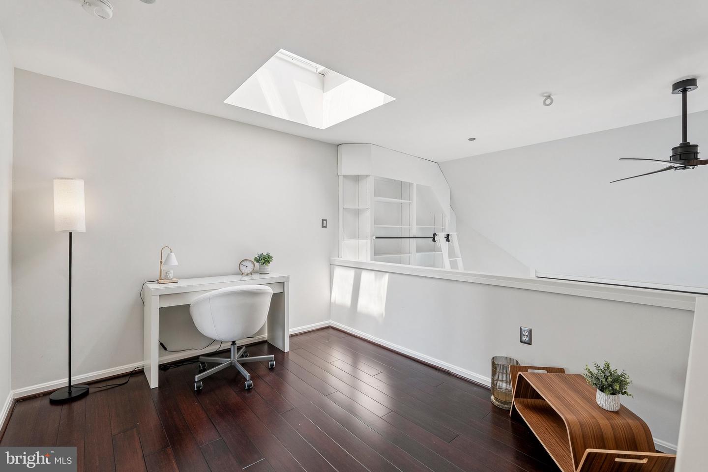 1301 N COURTHOUSE RD #1812, ARLINGTON, Virginia 22201, 1 Bedroom Bedrooms, ,1 BathroomBathrooms,Residential,For sale,1301 N COURTHOUSE RD #1812,VAAR2056584 MLS # VAAR2056584