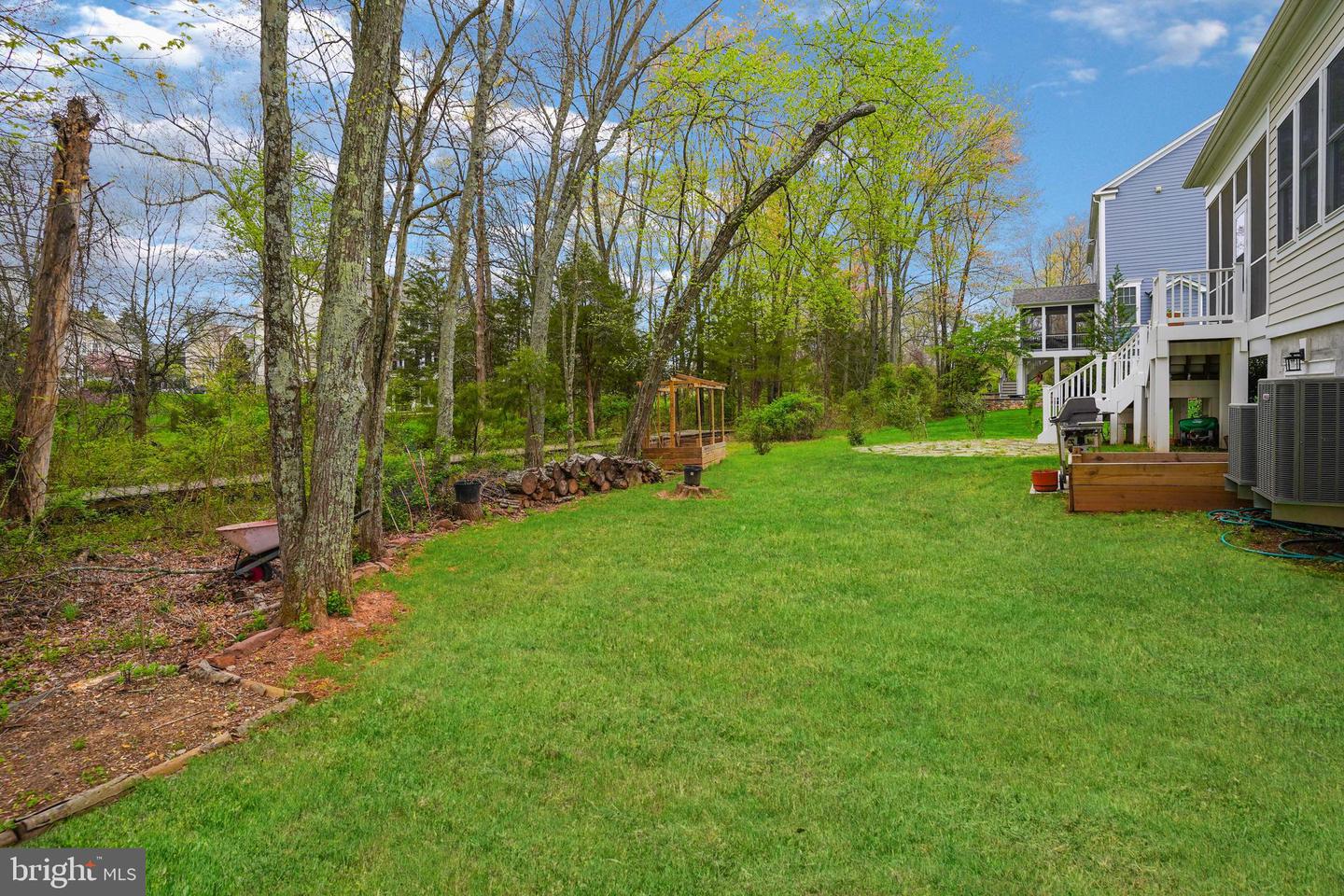 41209 SPECKLED WREN CT, ALDIE, Virginia 20105, 6 Bedrooms Bedrooms, ,5 BathroomsBathrooms,Residential,For sale,41209 SPECKLED WREN CT,VALO2095120 MLS # VALO2095120