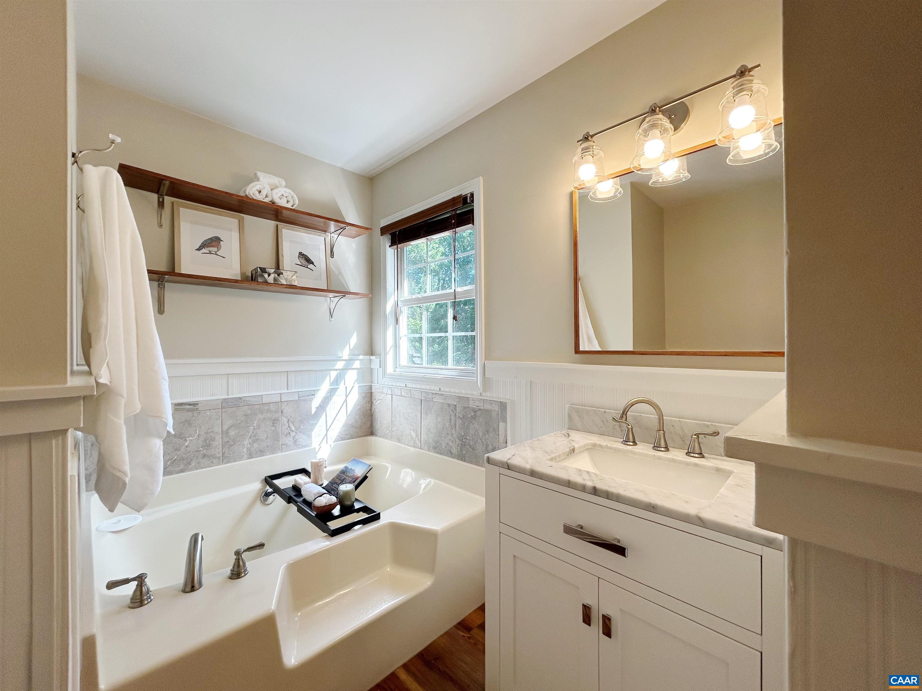 1203 AFTON MOUNTAIN RD, AFTON, Virginia 22920, 3 Bedrooms Bedrooms, ,2 BathroomsBathrooms,Residential,1203 AFTON MOUNTAIN RD,665962 MLS # 665962