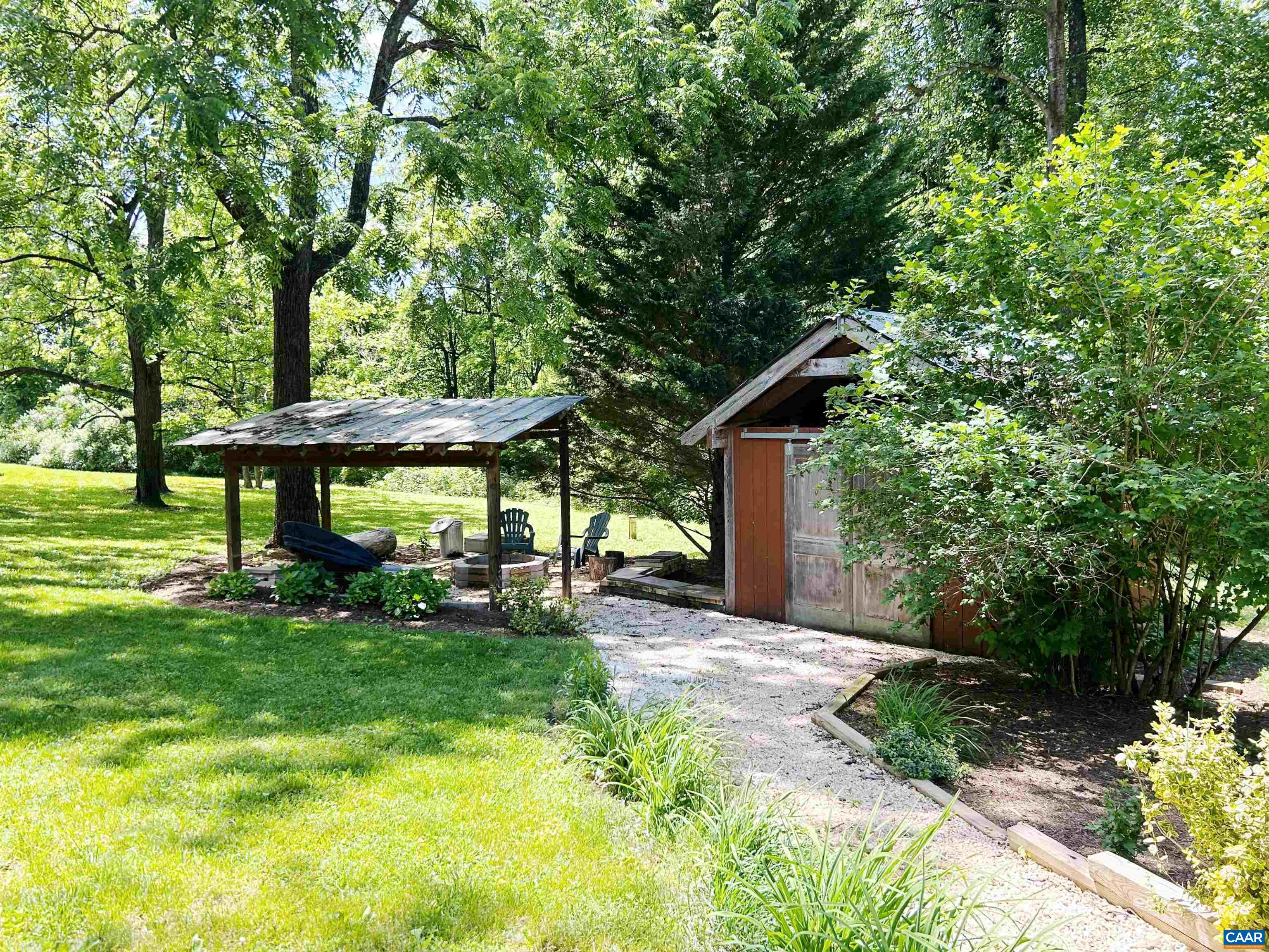 1203 AFTON MOUNTAIN RD, AFTON, Virginia 22920, 3 Bedrooms Bedrooms, ,2 BathroomsBathrooms,Residential,1203 AFTON MOUNTAIN RD,665962 MLS # 665962