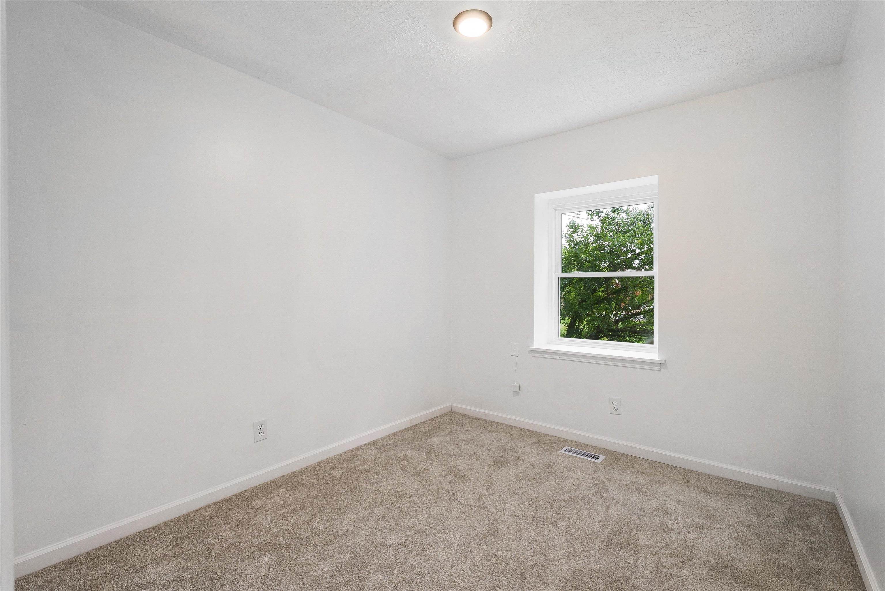 1114 MOUNTAIN VIEW DR, HARRISONBURG, Virginia 22801, 3 Bedrooms Bedrooms, ,1 BathroomBathrooms,Residential,1114 MOUNTAIN VIEW DR,665963 MLS # 665963