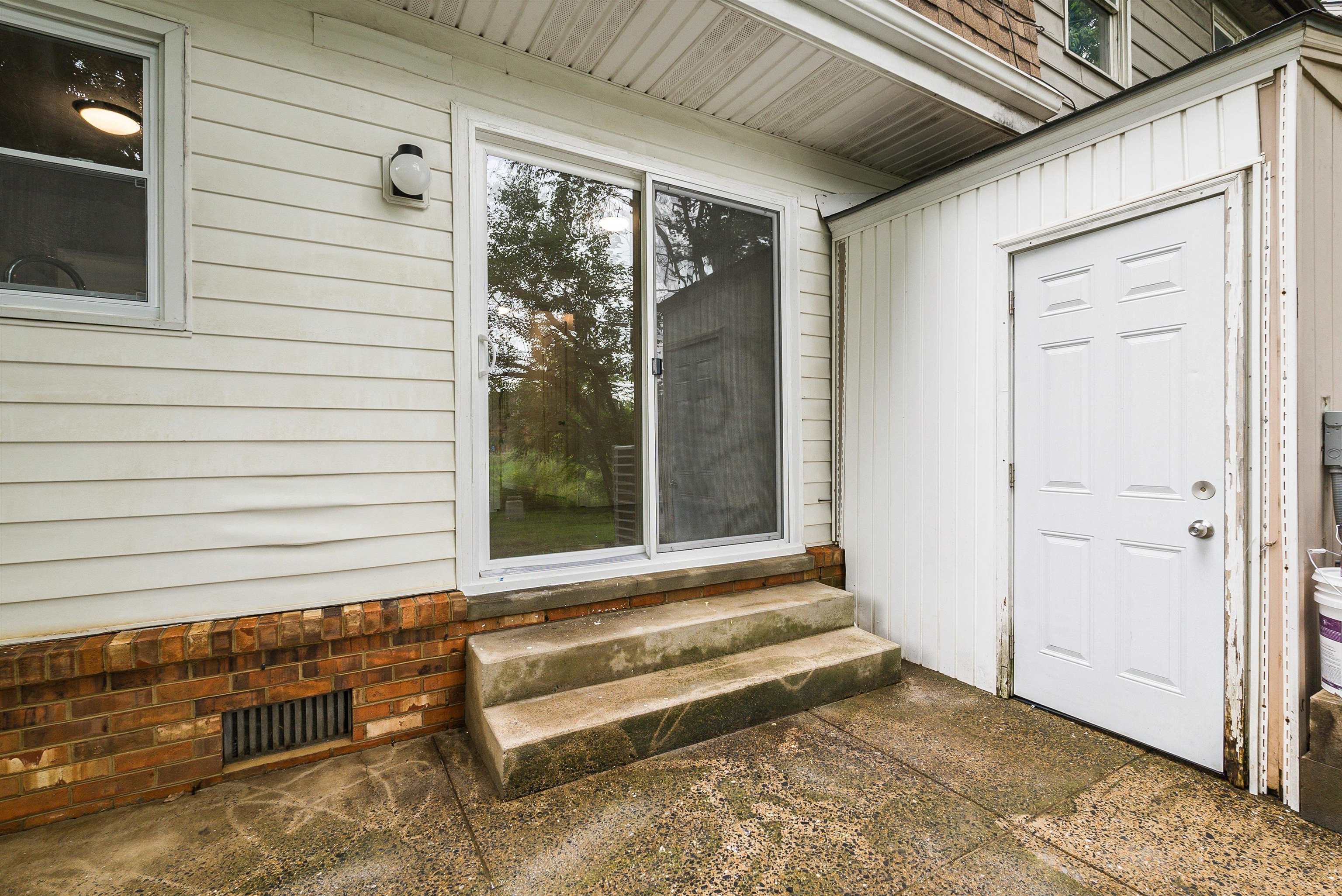 1114 MOUNTAIN VIEW DR, HARRISONBURG, Virginia 22801, 3 Bedrooms Bedrooms, ,1 BathroomBathrooms,Residential,1114 MOUNTAIN VIEW DR,665963 MLS # 665963