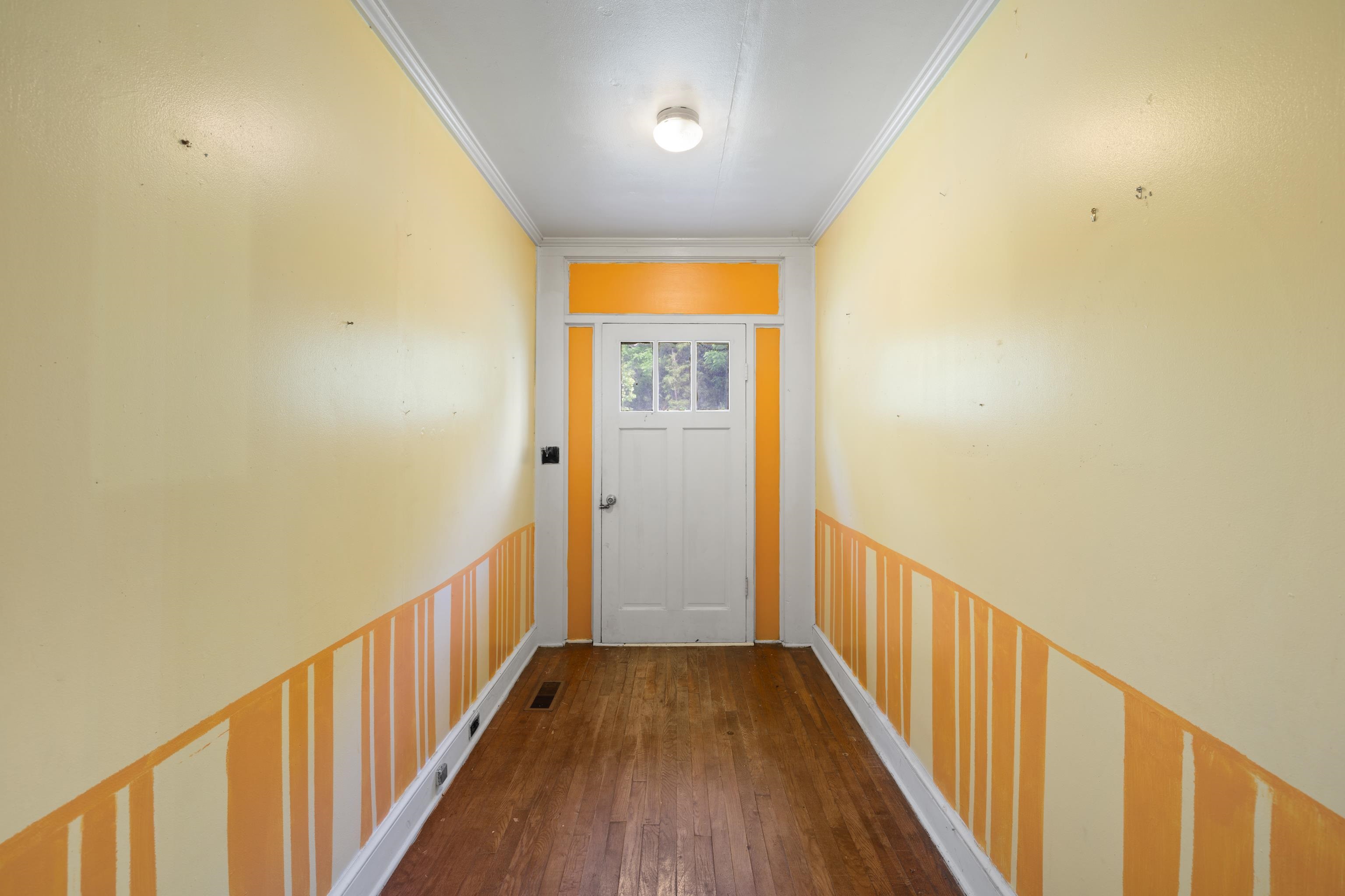 5942 MOSSY CREEK RD, BRIDGEWATER, Virginia 22812, 3 Bedrooms Bedrooms, ,2 BathroomsBathrooms,Residential,5942 MOSSY CREEK RD,665965 MLS # 665965