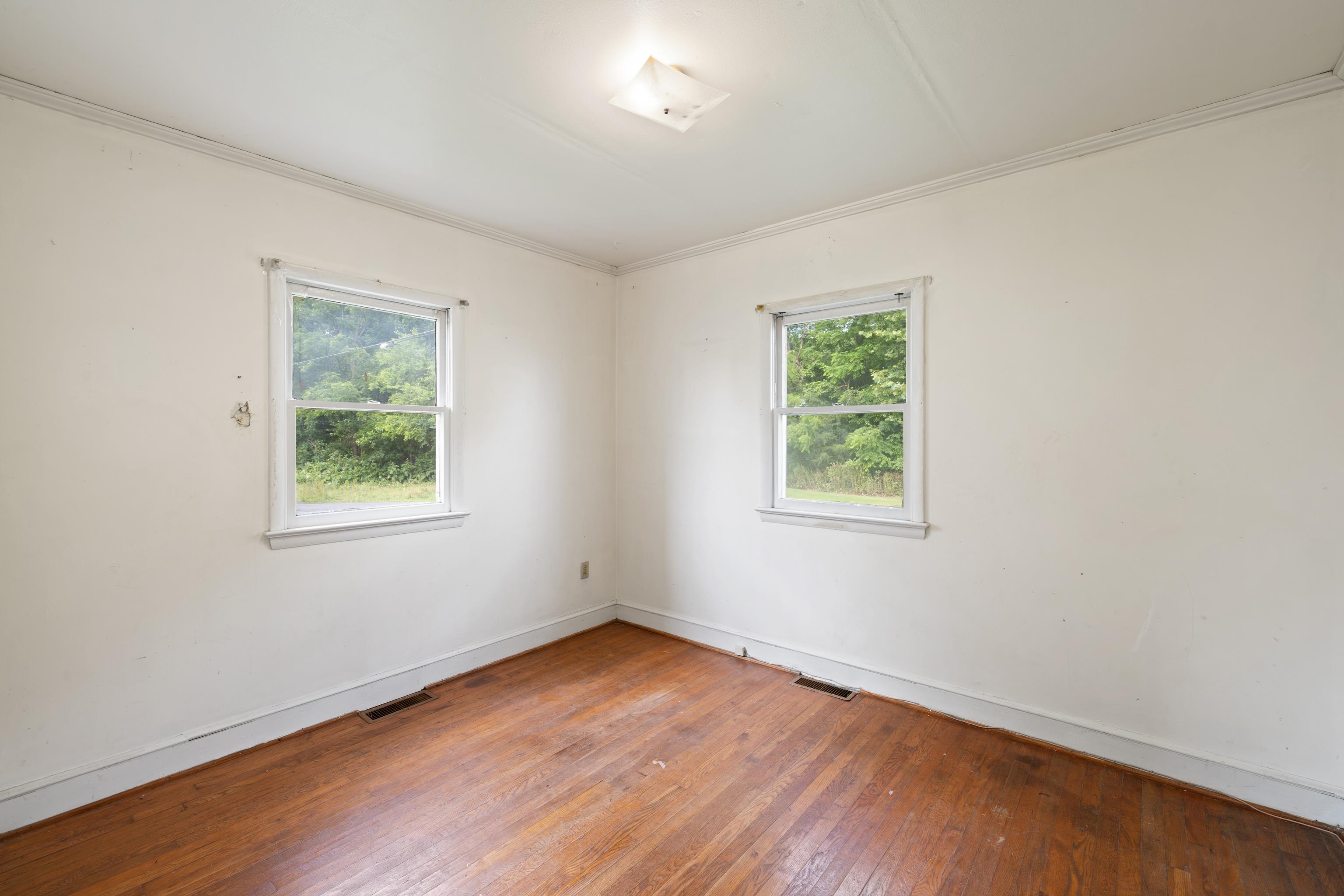 5942 MOSSY CREEK RD, BRIDGEWATER, Virginia 22812, 3 Bedrooms Bedrooms, ,2 BathroomsBathrooms,Residential,5942 MOSSY CREEK RD,665965 MLS # 665965