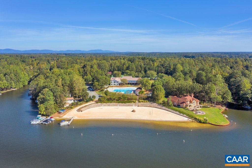 4 LEE CT, PALMYRA, Virginia 22963, 4 Bedrooms Bedrooms, ,3 BathroomsBathrooms,Residential,Serene Fairway Retreat by the Water,4 LEE CT,665966 MLS # 665966