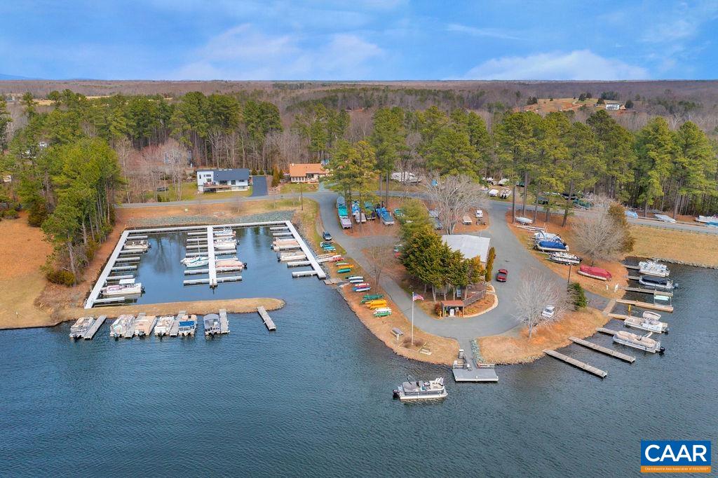 4 LEE CT, PALMYRA, Virginia 22963, 4 Bedrooms Bedrooms, ,3 BathroomsBathrooms,Residential,Serene Fairway Retreat by the Water,4 LEE CT,665966 MLS # 665966