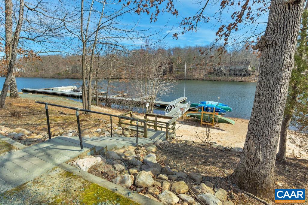 4 LEE CT, PALMYRA, Virginia 22963, 4 Bedrooms Bedrooms, ,3 BathroomsBathrooms,Residential,Serene Fairway Retreat by the Water,4 LEE CT,665966 MLS # 665966
