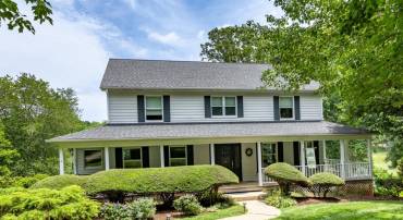 4 LEE CT, PALMYRA, Virginia 22963, 4 Bedrooms Bedrooms, ,3 BathroomsBathrooms,Residential,Serene Fairway Retreat by the Water,4 LEE CT,665966 MLS # 665966