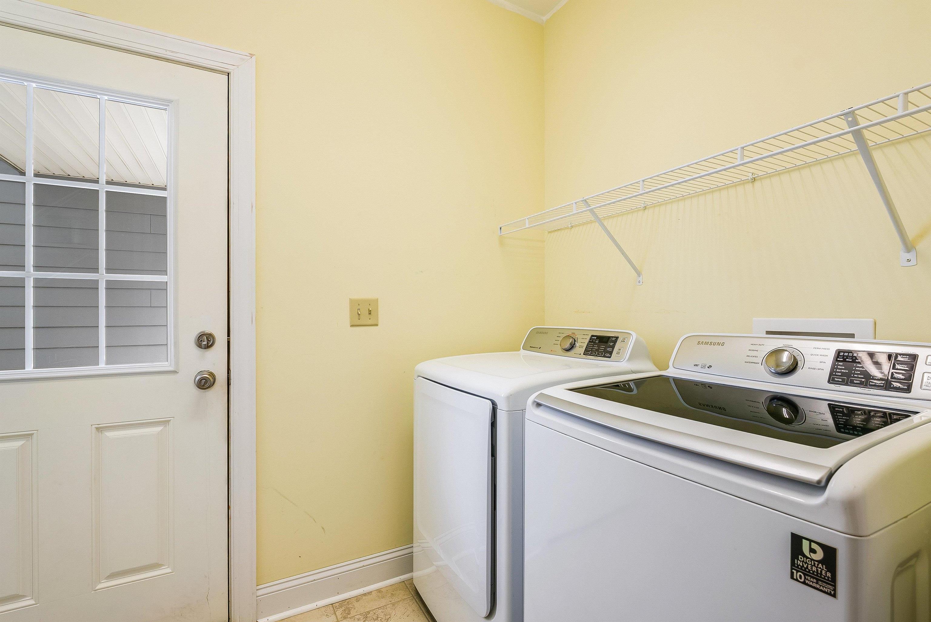 2554 VILLAGE DR, WAYNESBORO, Virginia 22980, 3 Bedrooms Bedrooms, ,2 BathroomsBathrooms,Residential,2554 VILLAGE DR,665967 MLS # 665967