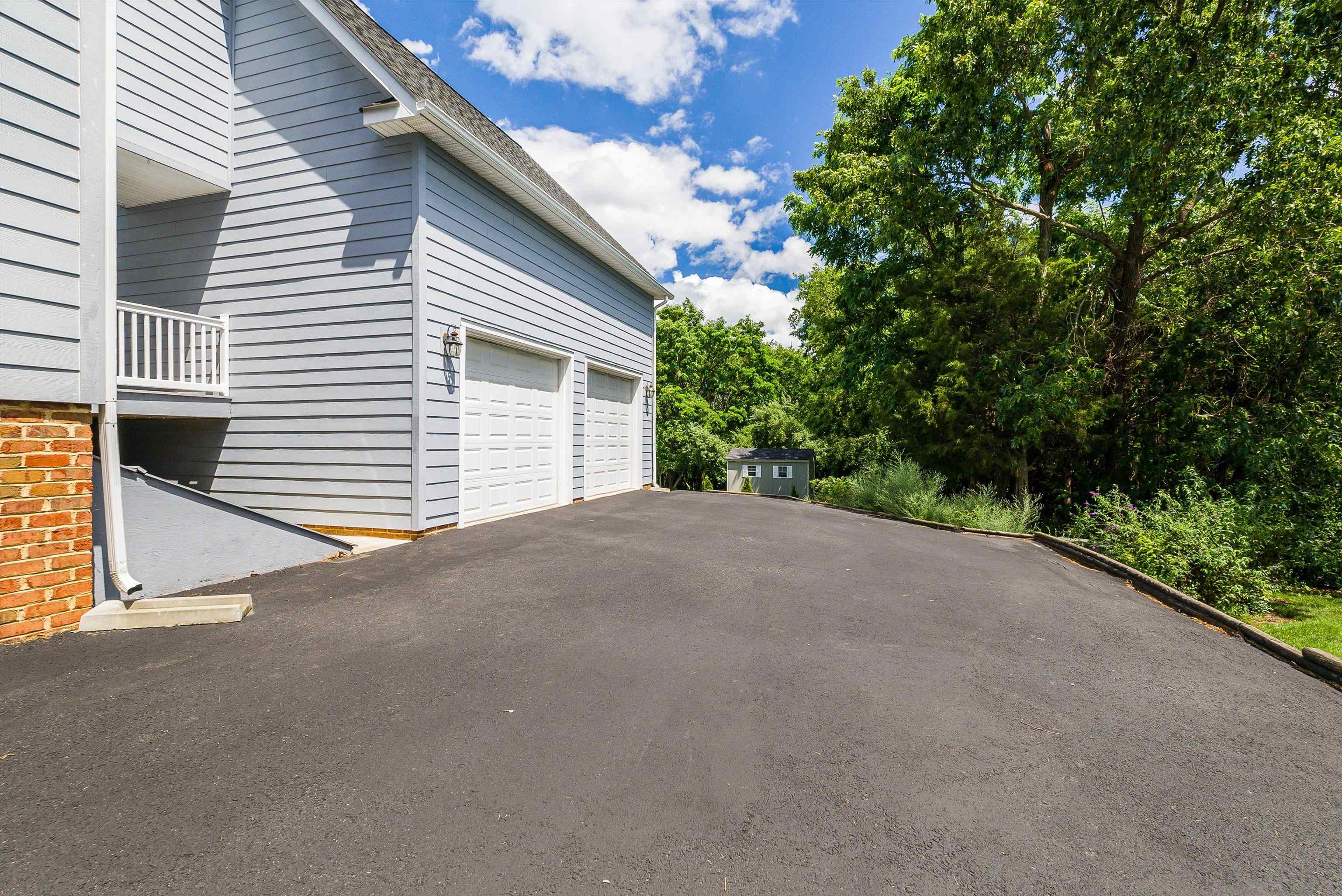 2554 VILLAGE DR, WAYNESBORO, Virginia 22980, 3 Bedrooms Bedrooms, ,2 BathroomsBathrooms,Residential,2554 VILLAGE DR,665967 MLS # 665967