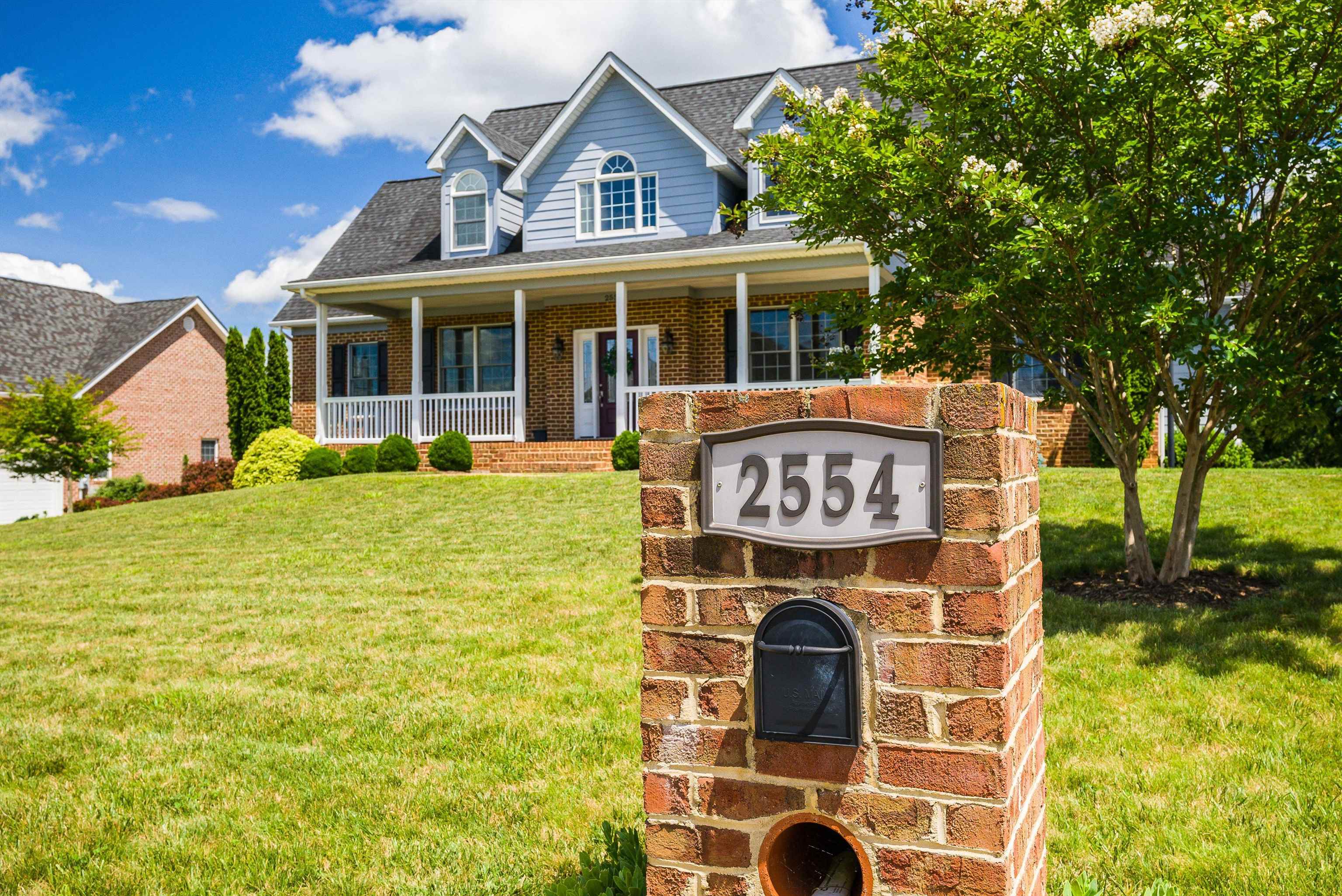 2554 VILLAGE DR, WAYNESBORO, Virginia 22980, 3 Bedrooms Bedrooms, ,2 BathroomsBathrooms,Residential,2554 VILLAGE DR,665967 MLS # 665967