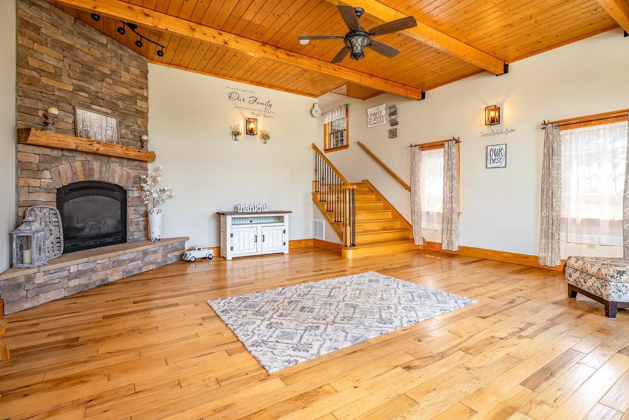 17962 OLD BARN LN, ELKTON, Virginia 22827, 4 Bedrooms Bedrooms, ,2 BathroomsBathrooms,Residential,17962 OLD BARN LN,665968 MLS # 665968
