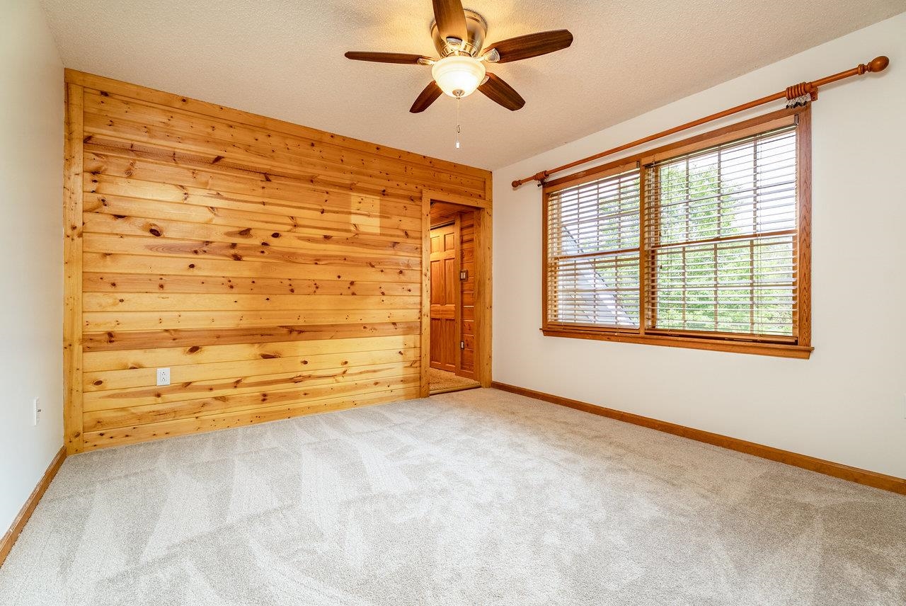 17962 OLD BARN LN, ELKTON, Virginia 22827, 4 Bedrooms Bedrooms, ,2 BathroomsBathrooms,Residential,17962 OLD BARN LN,665968 MLS # 665968