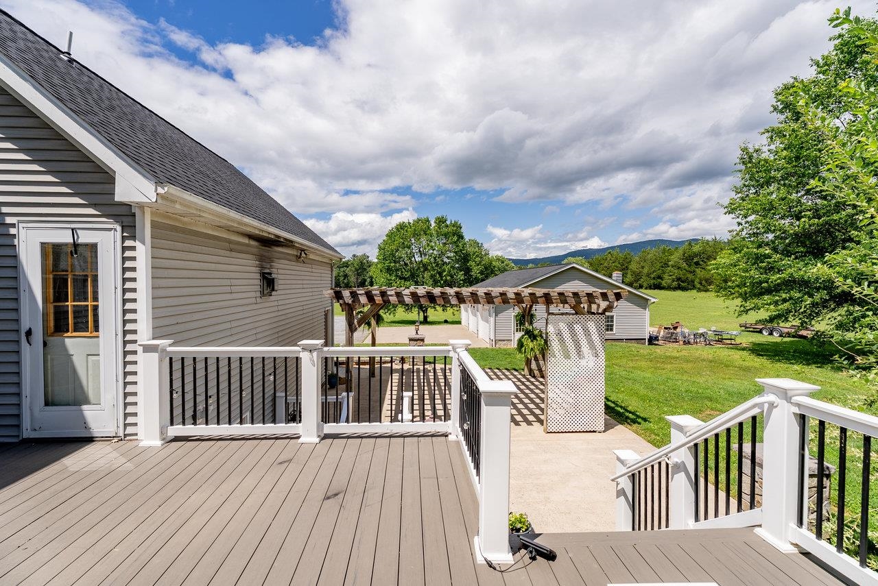 17962 OLD BARN LN, ELKTON, Virginia 22827, 4 Bedrooms Bedrooms, ,2 BathroomsBathrooms,Residential,17962 OLD BARN LN,665968 MLS # 665968