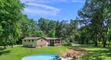 1945 SHENANDOAH SPRINGS LN, ELKTON, Virginia 22827, 5 Bedrooms Bedrooms, ,4 BathroomsBathrooms,Residential,Turn-Key Vacation Rental,1945 SHENANDOAH SPRINGS LN,665970 MLS # 665970