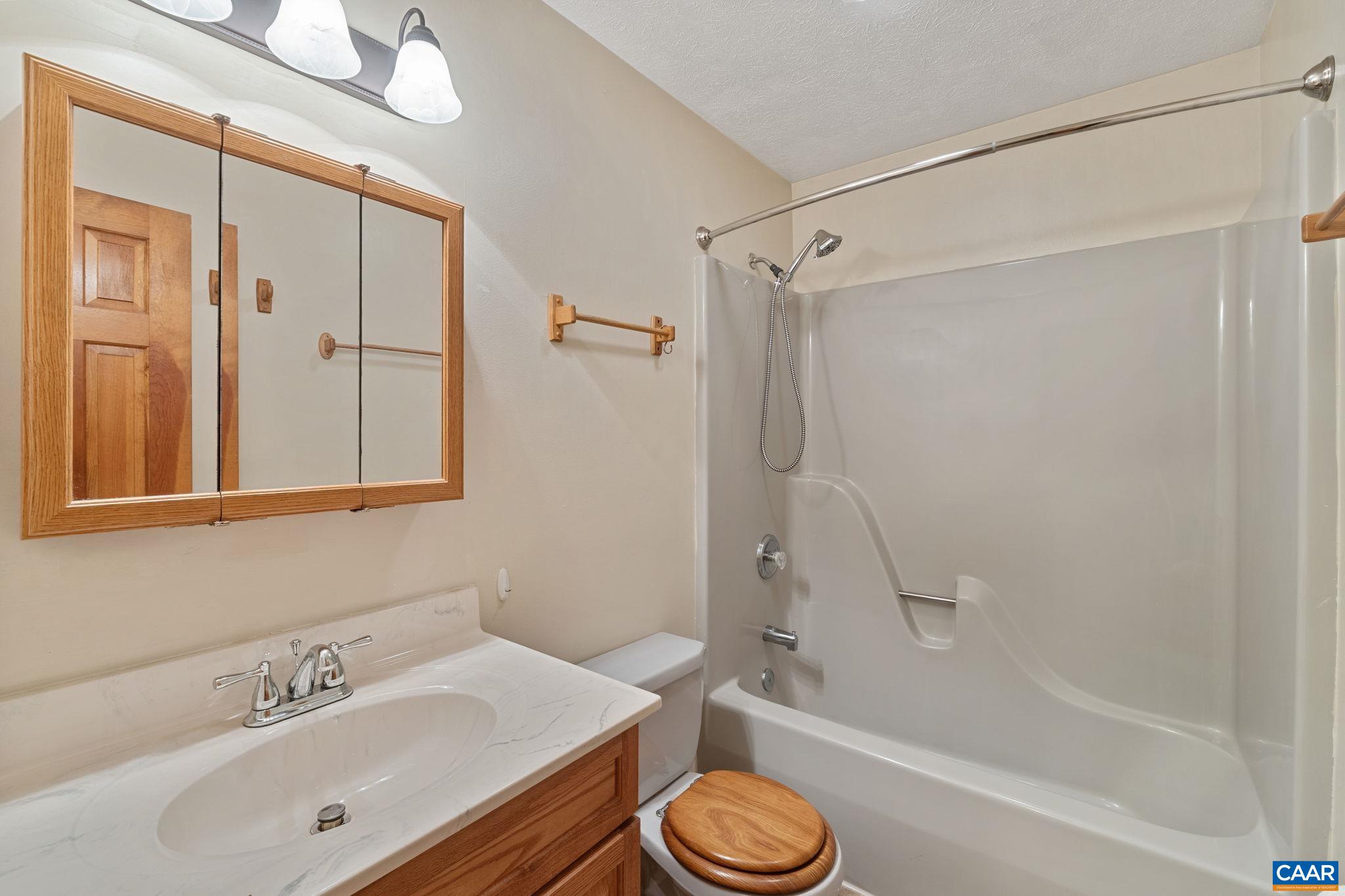6 CHEYENNE CT, PALMYRA, Virginia 22963, 3 Bedrooms Bedrooms, ,3 BathroomsBathrooms,Residential,6 CHEYENNE CT,665974 MLS # 665974