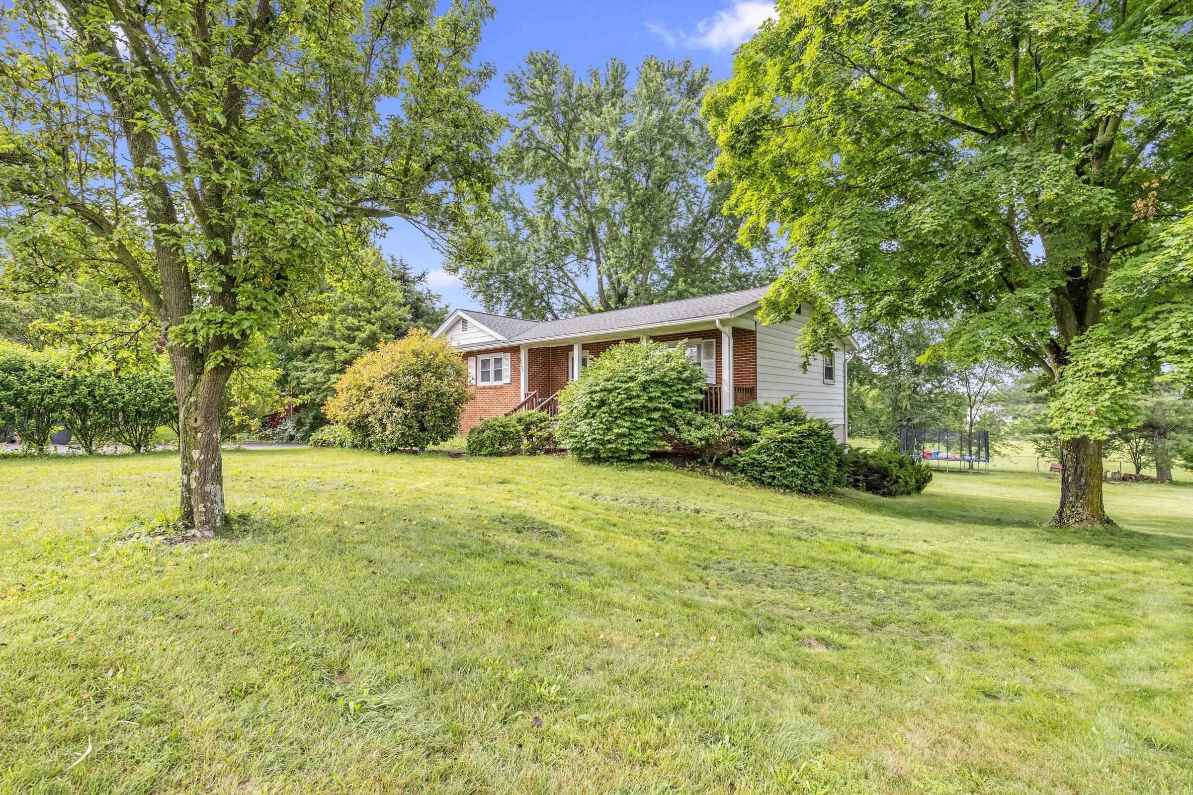 22286 SENEDO RD, EDINBURG, Virginia 22824, 3 Bedrooms Bedrooms, ,2 BathroomsBathrooms,Residential,22286 Senedo Rd,22286 SENEDO RD,665976 MLS # 665976