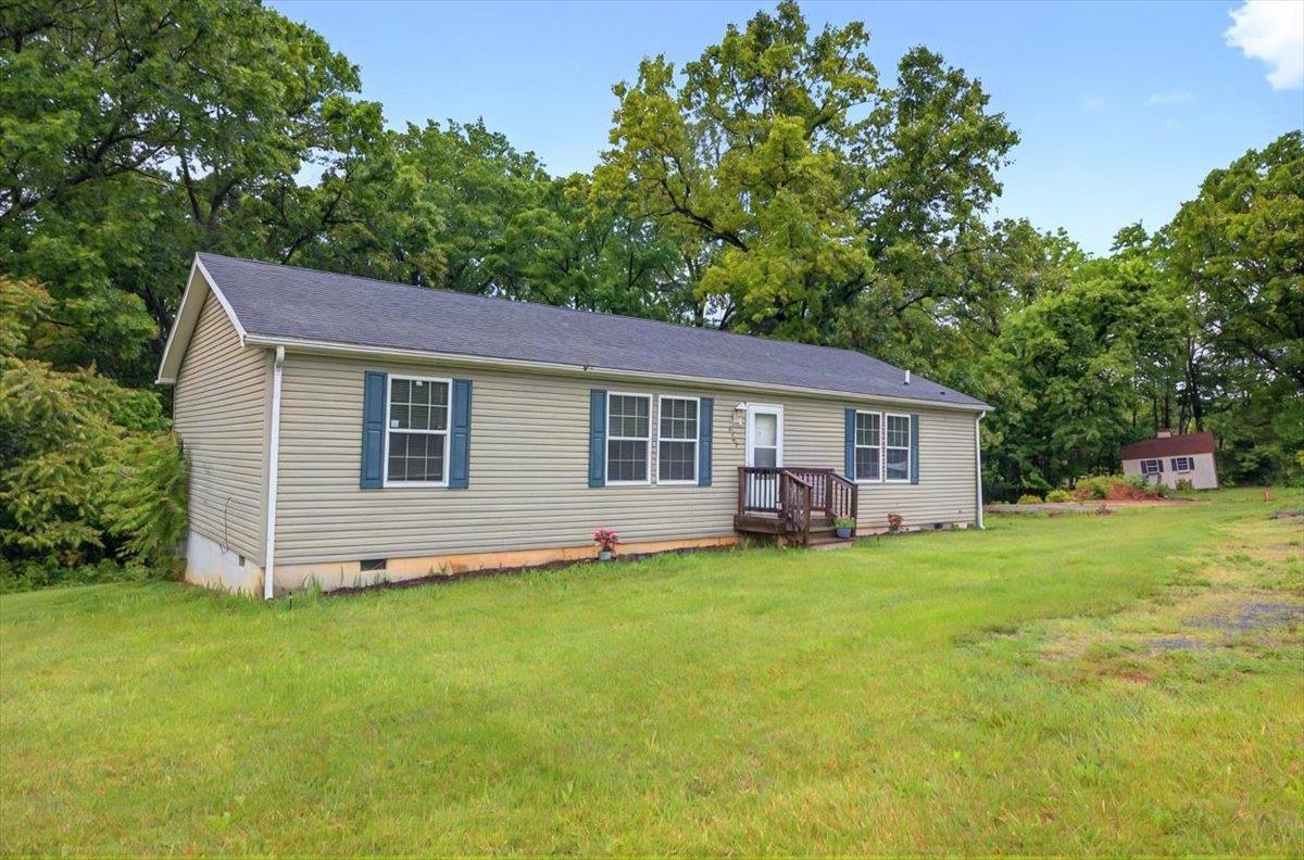 4767 S OX RD, EDINBURG, Virginia 22824, 3 Bedrooms Bedrooms, ,2 BathroomsBathrooms,Residential,4767 S OX RD,665981 MLS # 665981