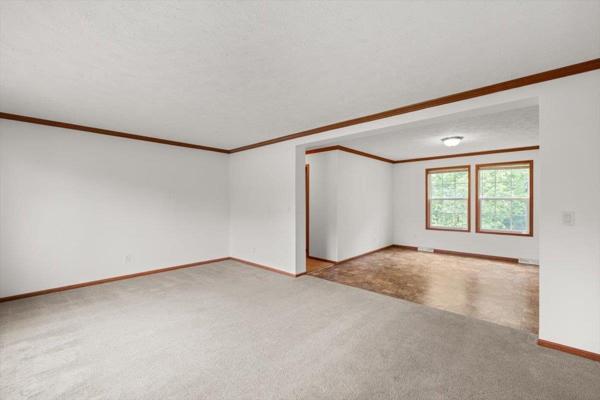 4767 S OX RD, EDINBURG, Virginia 22824, 3 Bedrooms Bedrooms, ,2 BathroomsBathrooms,Residential,4767 S OX RD,665981 MLS # 665981