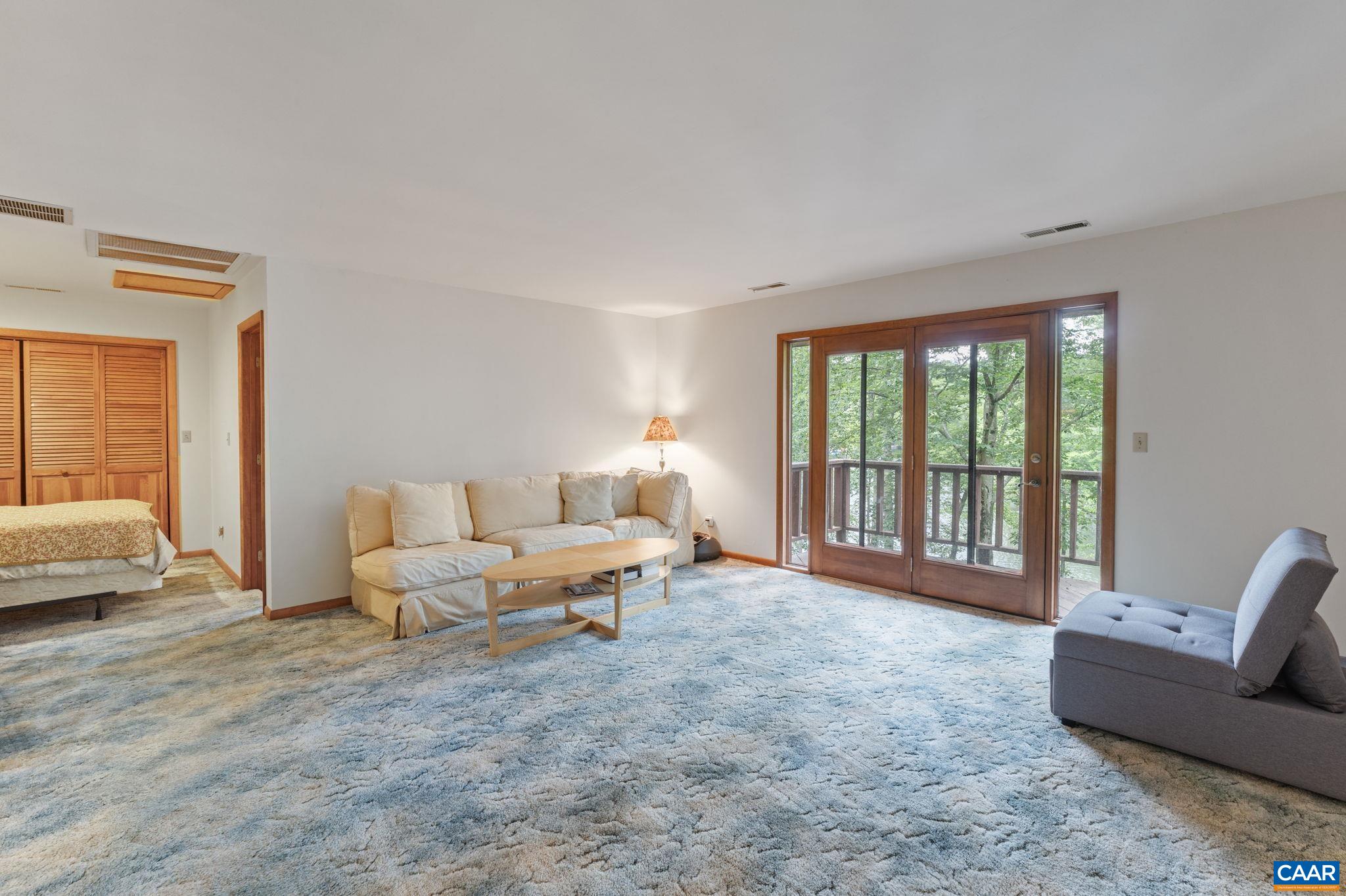 19 PIEDMONT LN, PALMYRA, Virginia 22963, 5 Bedrooms Bedrooms, ,4 BathroomsBathrooms,Residential,19 PIEDMONT LN,665992 MLS # 665992