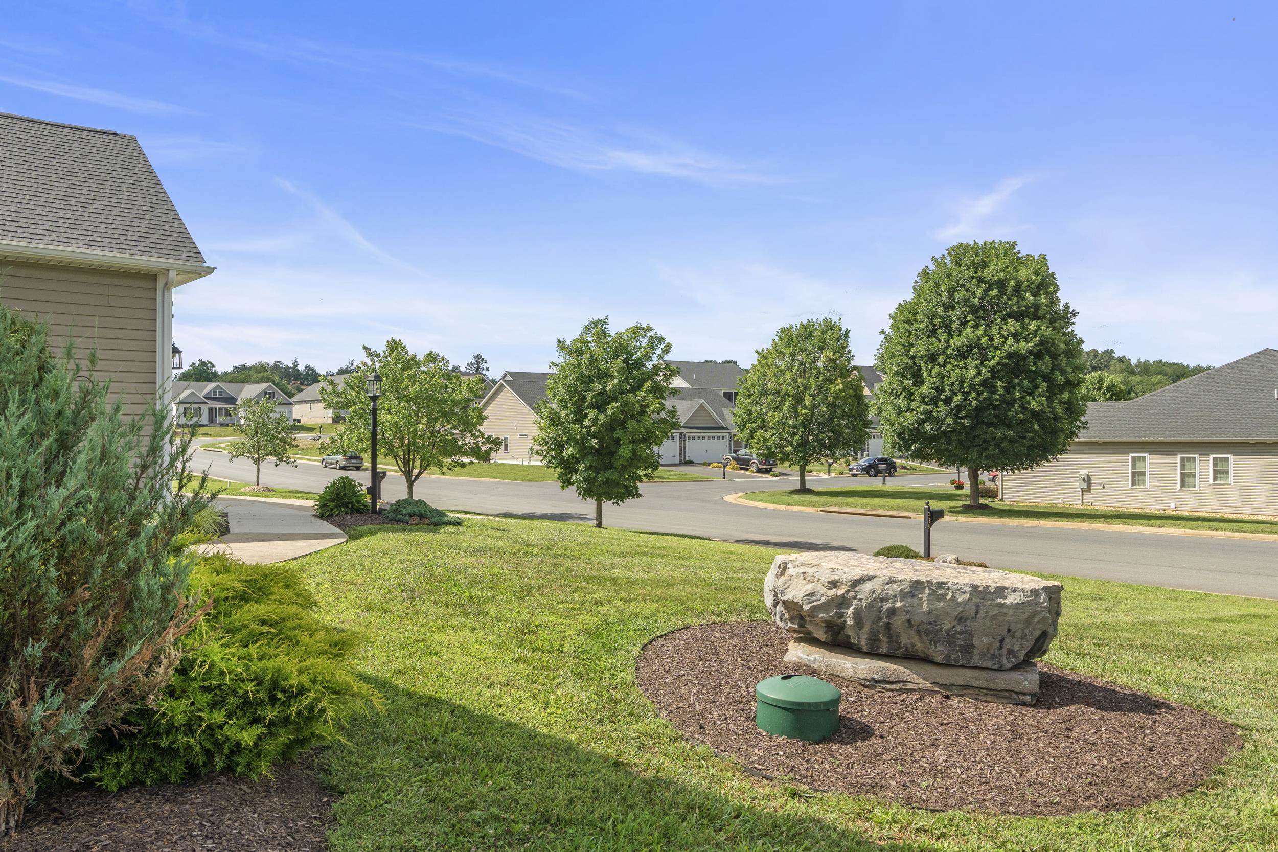 325 PETROS DR, WAYNESBORO, Virginia 22980, 3 Bedrooms Bedrooms, ,2 BathroomsBathrooms,Residential,325 PETROS DR,665993 MLS # 665993
