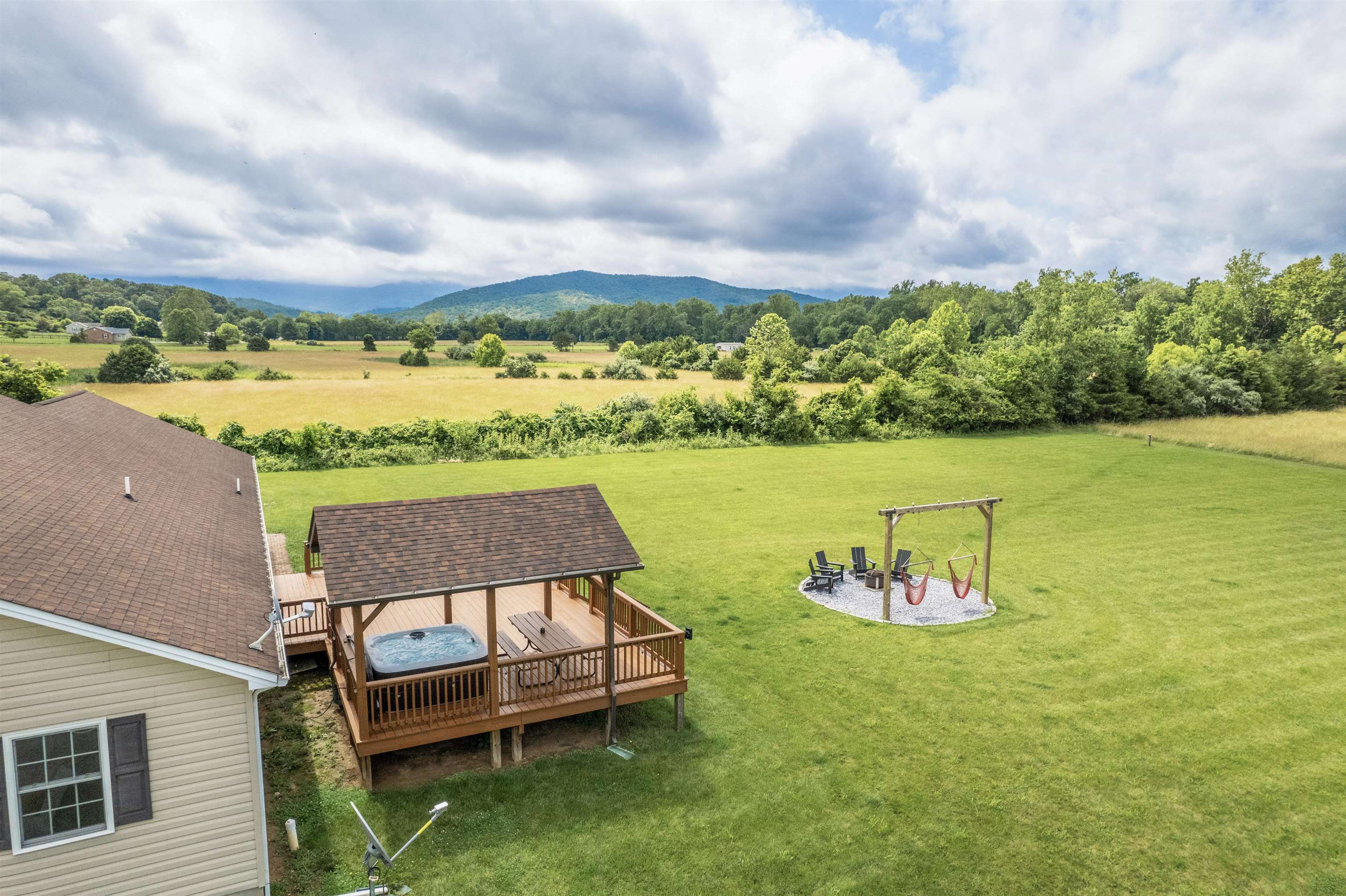 1415 KIMBALL RD, LURAY, Virginia 22835, 3 Bedrooms Bedrooms, ,2 BathroomsBathrooms,Residential,Sunset Mountain Retreat,1415 KIMBALL RD,665998 MLS # 665998