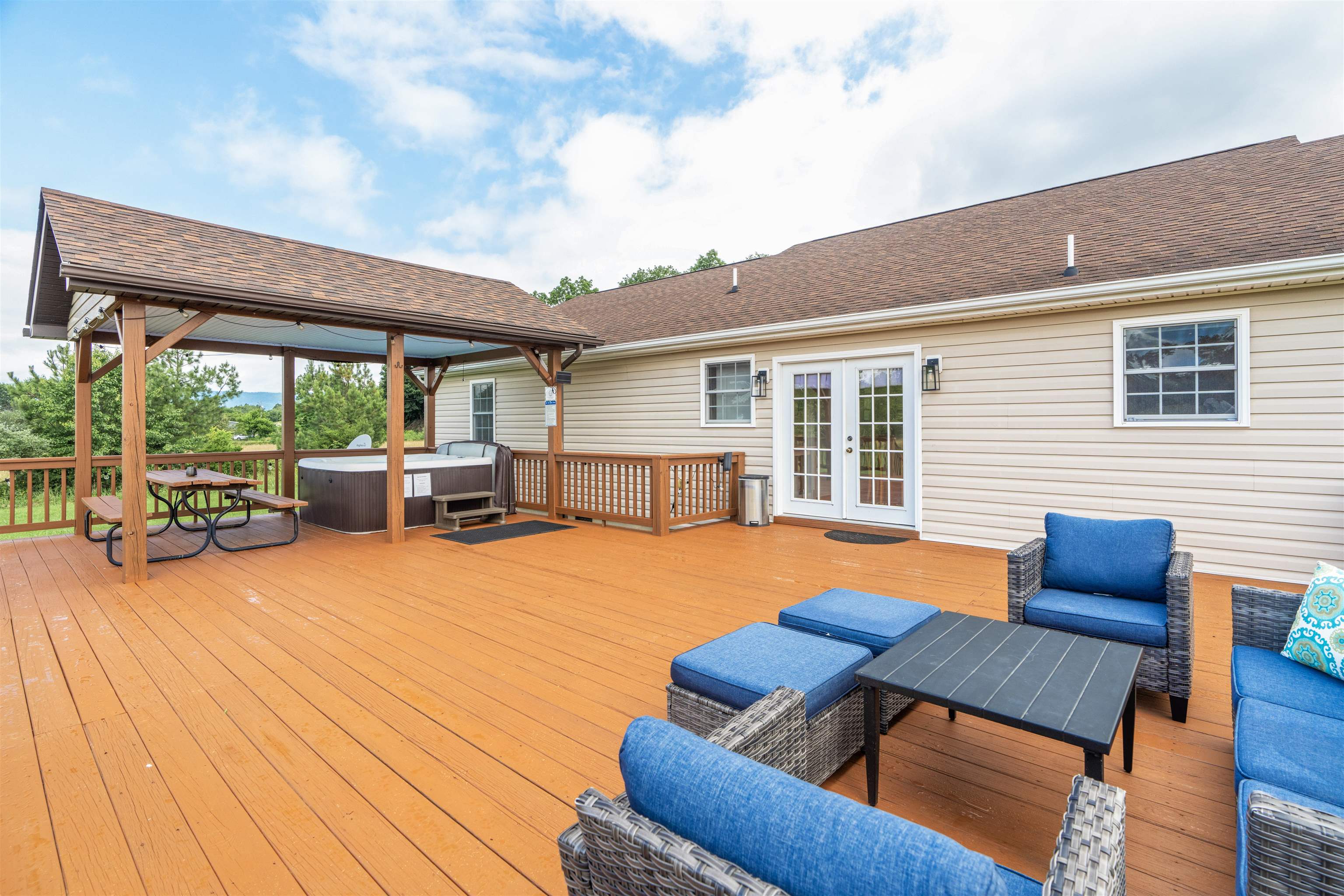 1415 KIMBALL RD, LURAY, Virginia 22835, 3 Bedrooms Bedrooms, ,2 BathroomsBathrooms,Residential,Sunset Mountain Retreat,1415 KIMBALL RD,665998 MLS # 665998