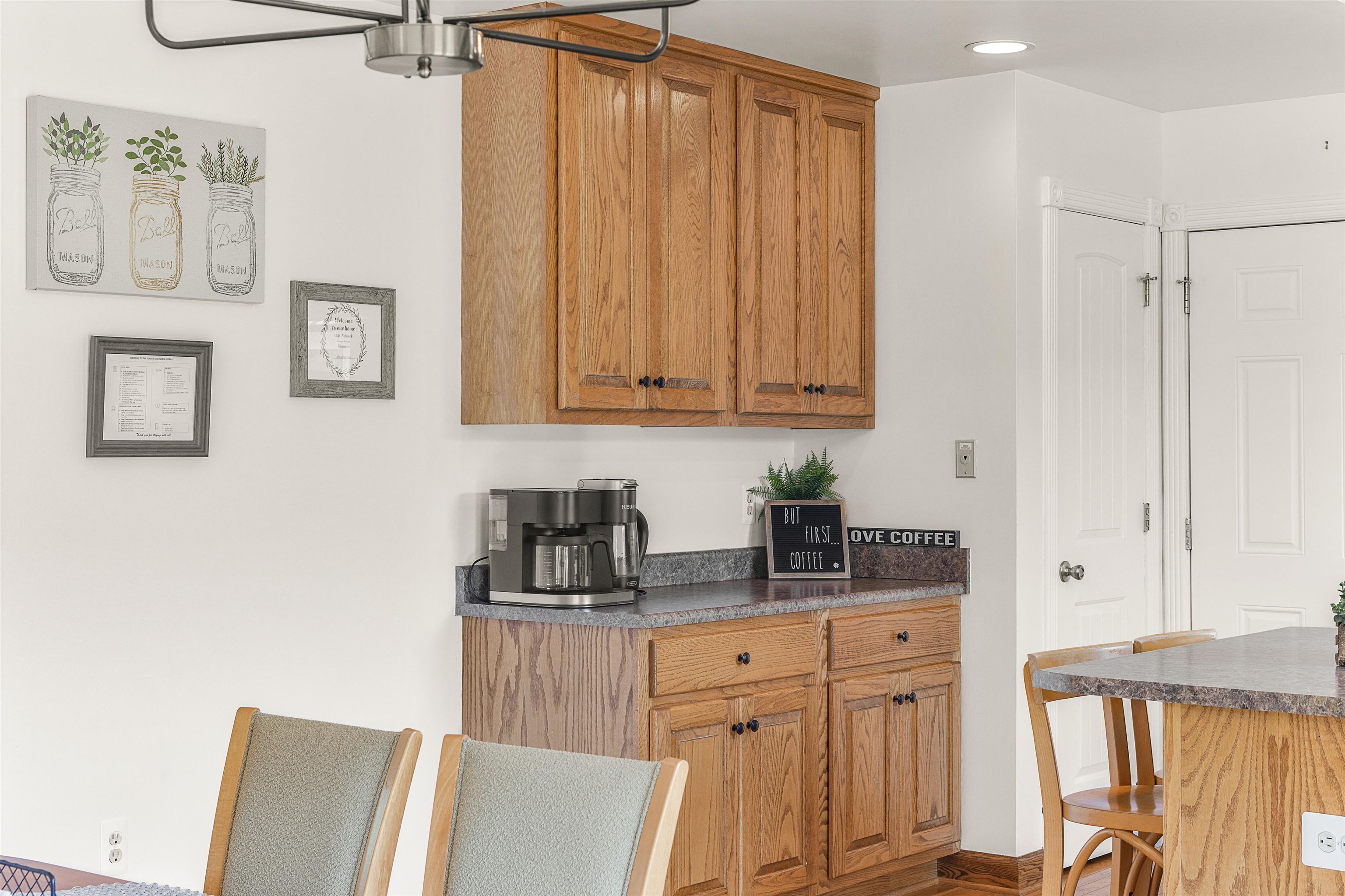 1415 KIMBALL RD, LURAY, Virginia 22835, 3 Bedrooms Bedrooms, ,2 BathroomsBathrooms,Residential,Sunset Mountain Retreat,1415 KIMBALL RD,665998 MLS # 665998