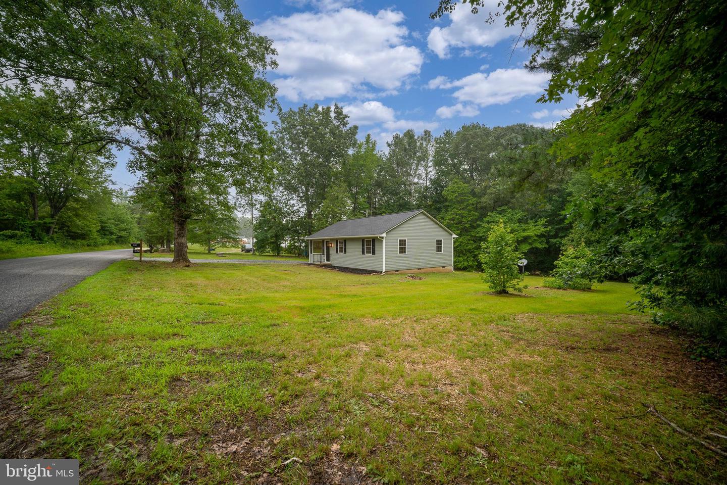 23167 FILE RD, BOWLING GREEN, Virginia 22427, 3 Bedrooms Bedrooms, ,1 BathroomBathrooms,Residential,For sale,23167 FILE RD,VACV2008104 MLS # VACV2008104
