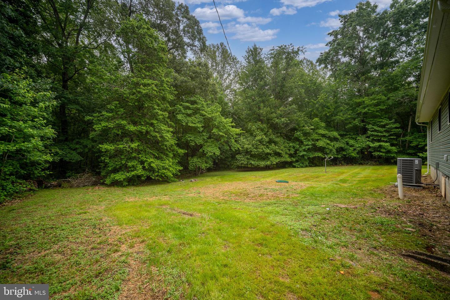 23167 FILE RD, BOWLING GREEN, Virginia 22427, 3 Bedrooms Bedrooms, ,1 BathroomBathrooms,Residential,For sale,23167 FILE RD,VACV2008104 MLS # VACV2008104