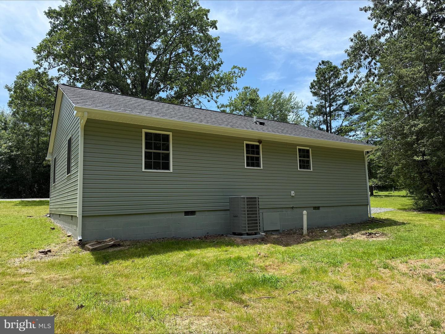 23167 FILE RD, BOWLING GREEN, Virginia 22427, 3 Bedrooms Bedrooms, ,1 BathroomBathrooms,Residential,For sale,23167 FILE RD,VACV2008104 MLS # VACV2008104