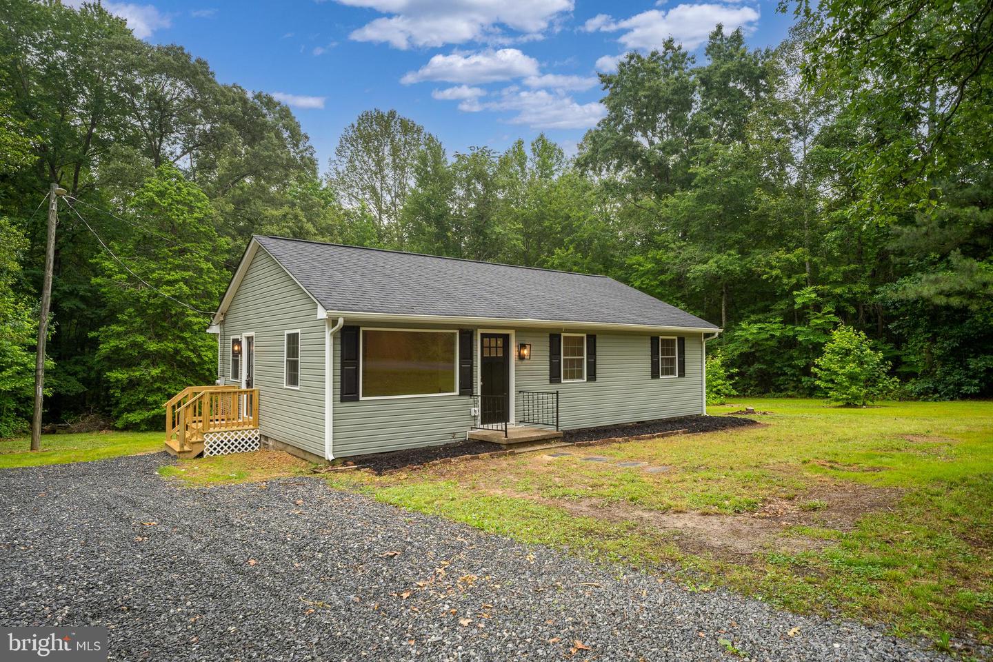 23167 FILE RD, BOWLING GREEN, Virginia 22427, 3 Bedrooms Bedrooms, ,1 BathroomBathrooms,Residential,For sale,23167 FILE RD,VACV2008104 MLS # VACV2008104