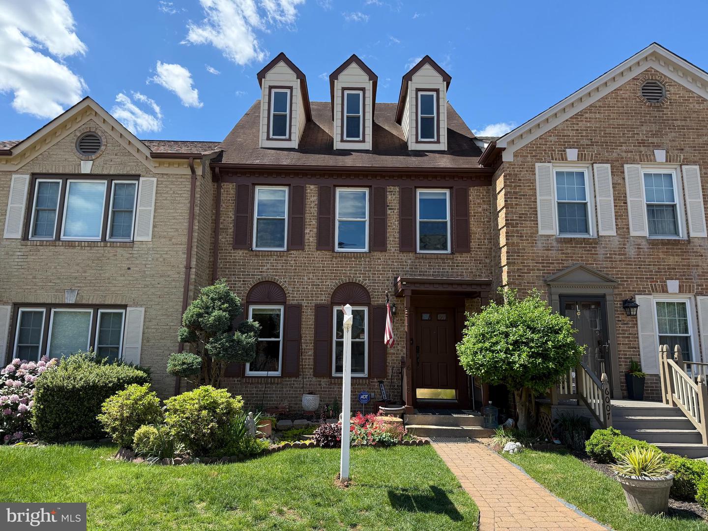6005 SOUTHWARD WAY, ALEXANDRIA, Virginia 22315, 3 Bedrooms Bedrooms, ,3 BathroomsBathrooms,Residential,For sale,6005 SOUTHWARD WAY,VAFX2239526 MLS # VAFX2239526