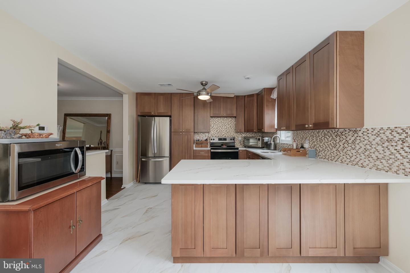 6005 SOUTHWARD WAY, ALEXANDRIA, Virginia 22315, 3 Bedrooms Bedrooms, ,3 BathroomsBathrooms,Residential,For sale,6005 SOUTHWARD WAY,VAFX2239526 MLS # VAFX2239526