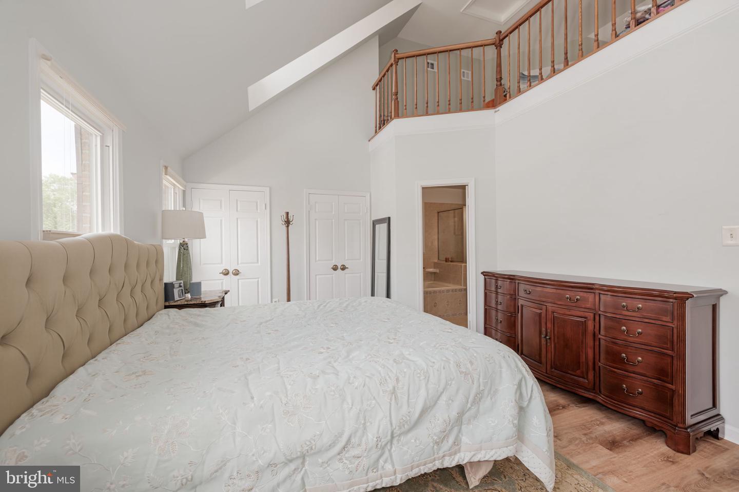 6005 SOUTHWARD WAY, ALEXANDRIA, Virginia 22315, 3 Bedrooms Bedrooms, ,3 BathroomsBathrooms,Residential,For sale,6005 SOUTHWARD WAY,VAFX2239526 MLS # VAFX2239526